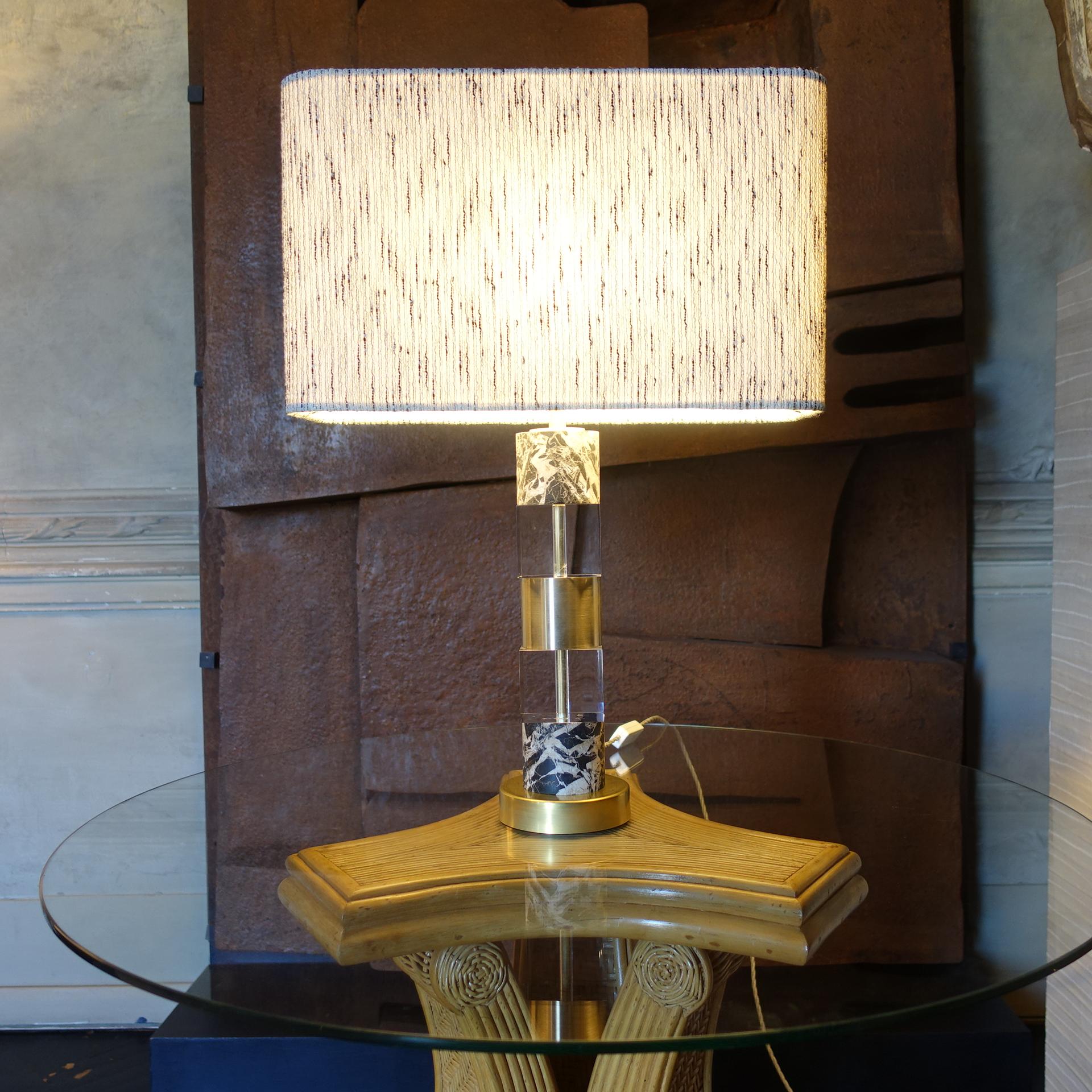 1970's Italian Table Lamp, Aquitania Marble Natural Brass and Clear Plexiglass 5