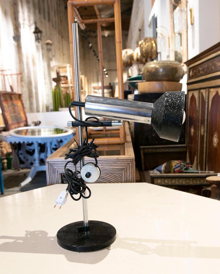1970s Italian Table Lamp in Steel and Iron For Sale at 1stDibs