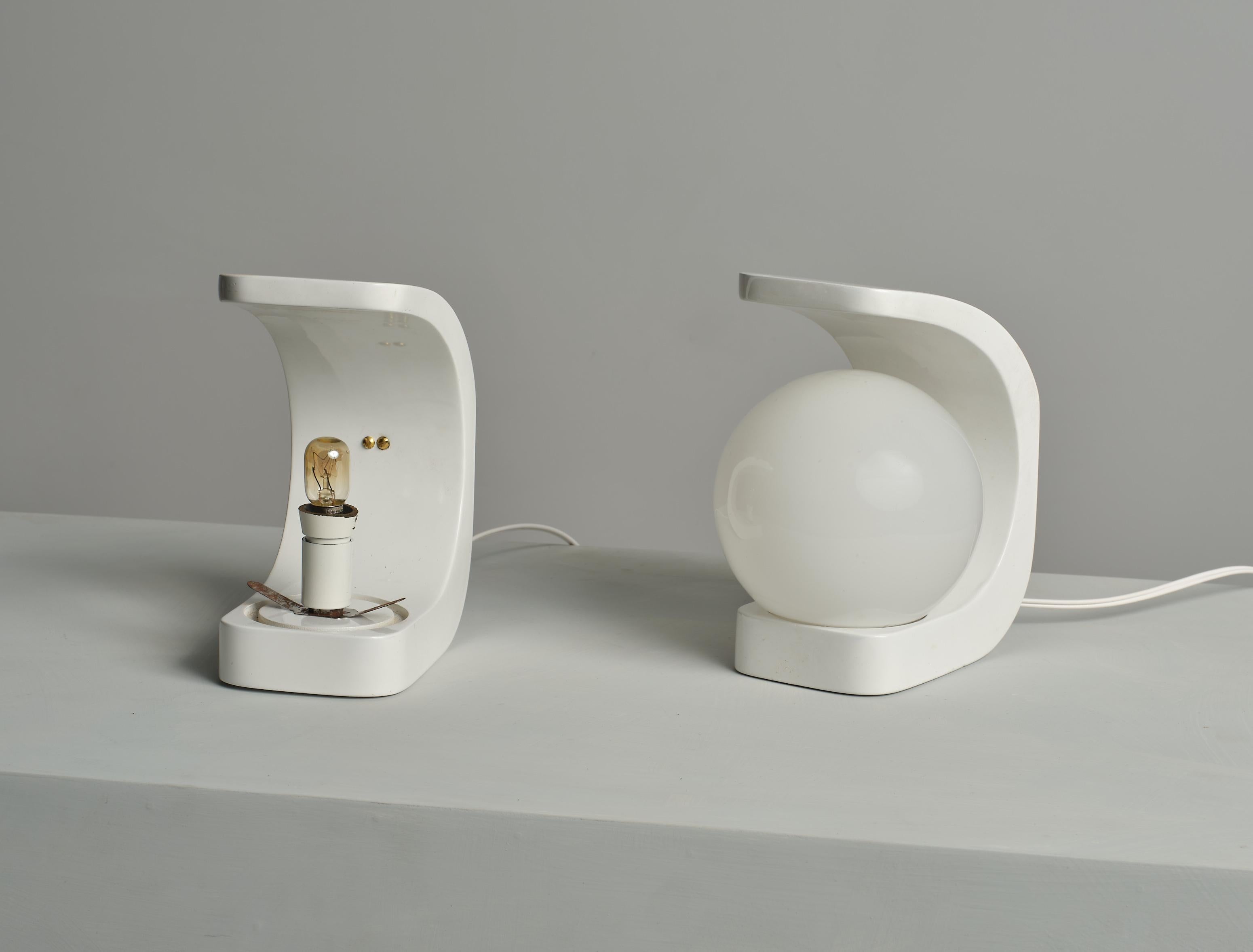 Late 20th Century 1970s Italian Table Lamps in White Lacquered Wood and Milk Glass Spherical Shade