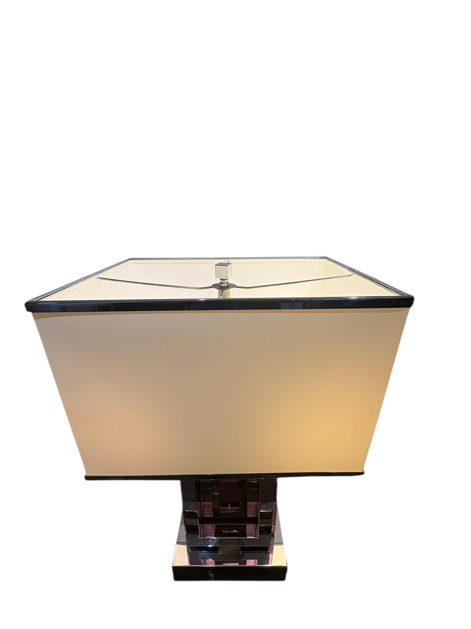 Mid-Century Modern Lampe de table italienne des années 1970, signée et conçue par Romeo Rega en vente