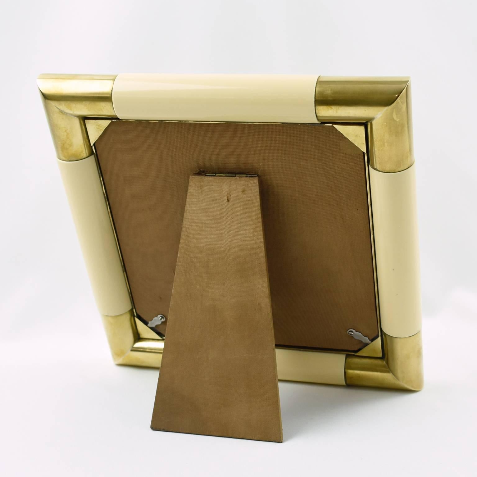 1970s Italian Tommaso Barbi Modernist Brass and Lacquer Picture Photo Frame In Excellent Condition In Atlanta, GA