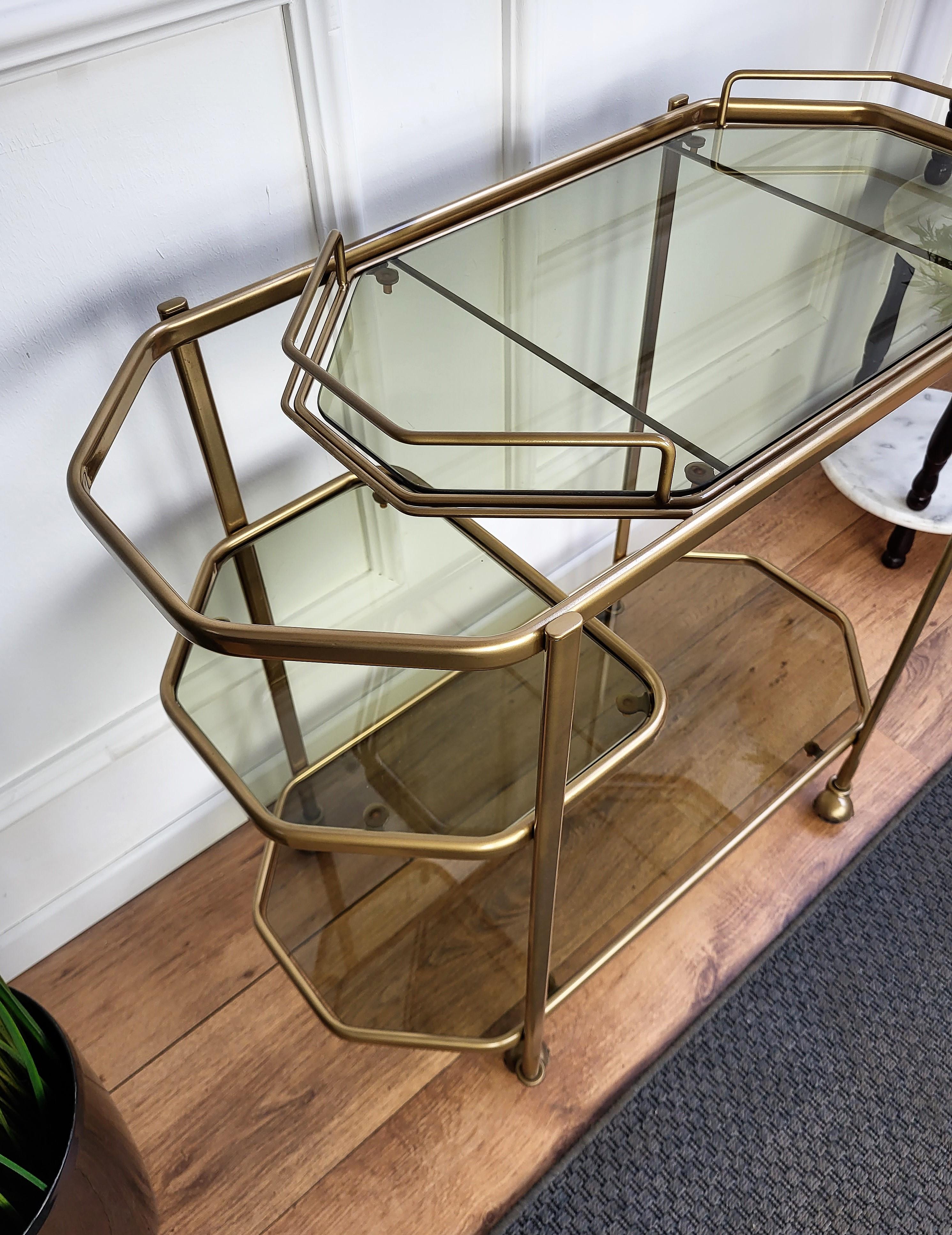 1970s Italian Two-Tier Brass Glass Octagonal Bar Cart with Removable Top Tray For Sale 1