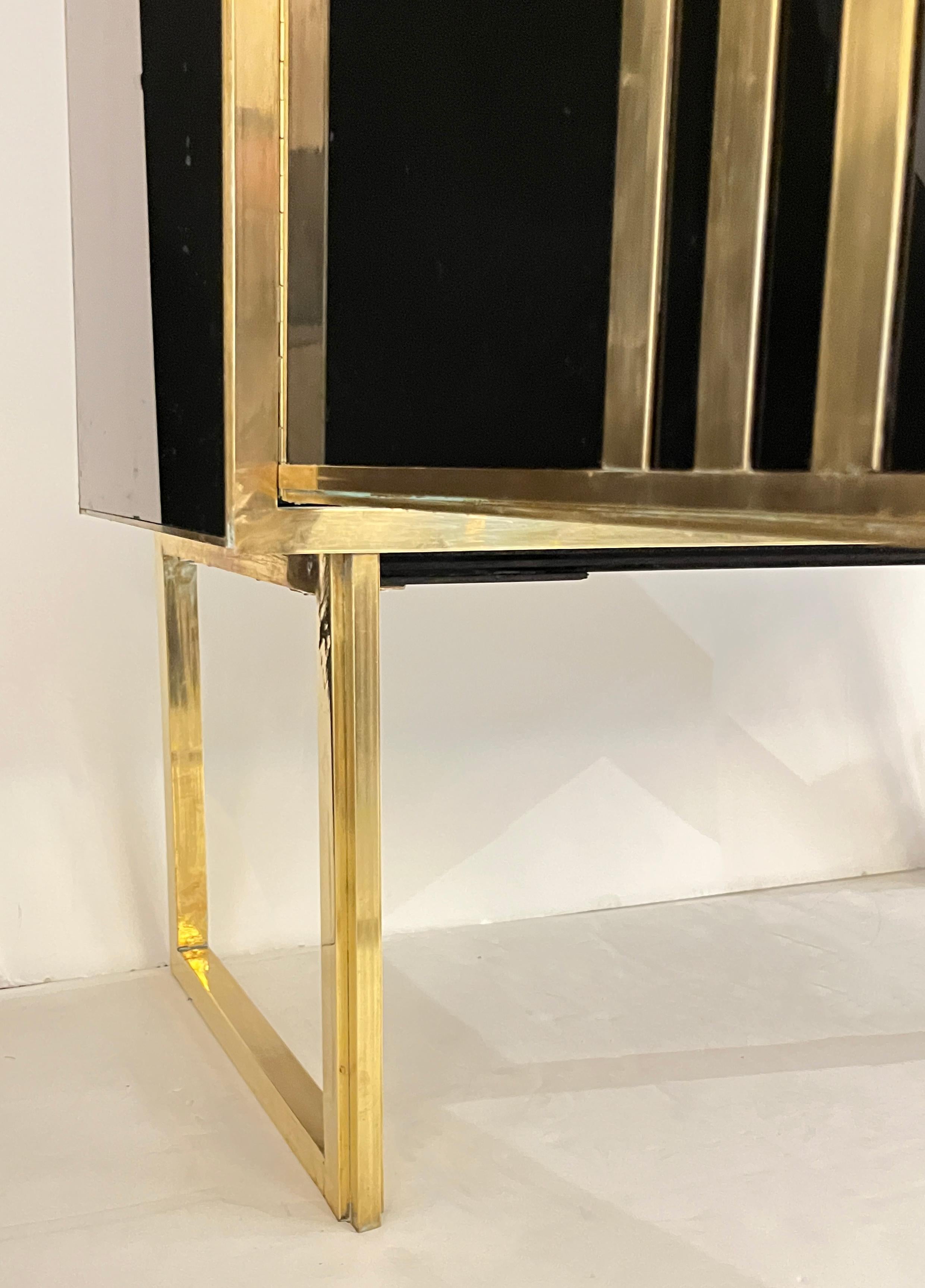 1970s Italian Vintage Art Deco Geometric Gold Brass & Black Glass Tall Cabinet For Sale 1