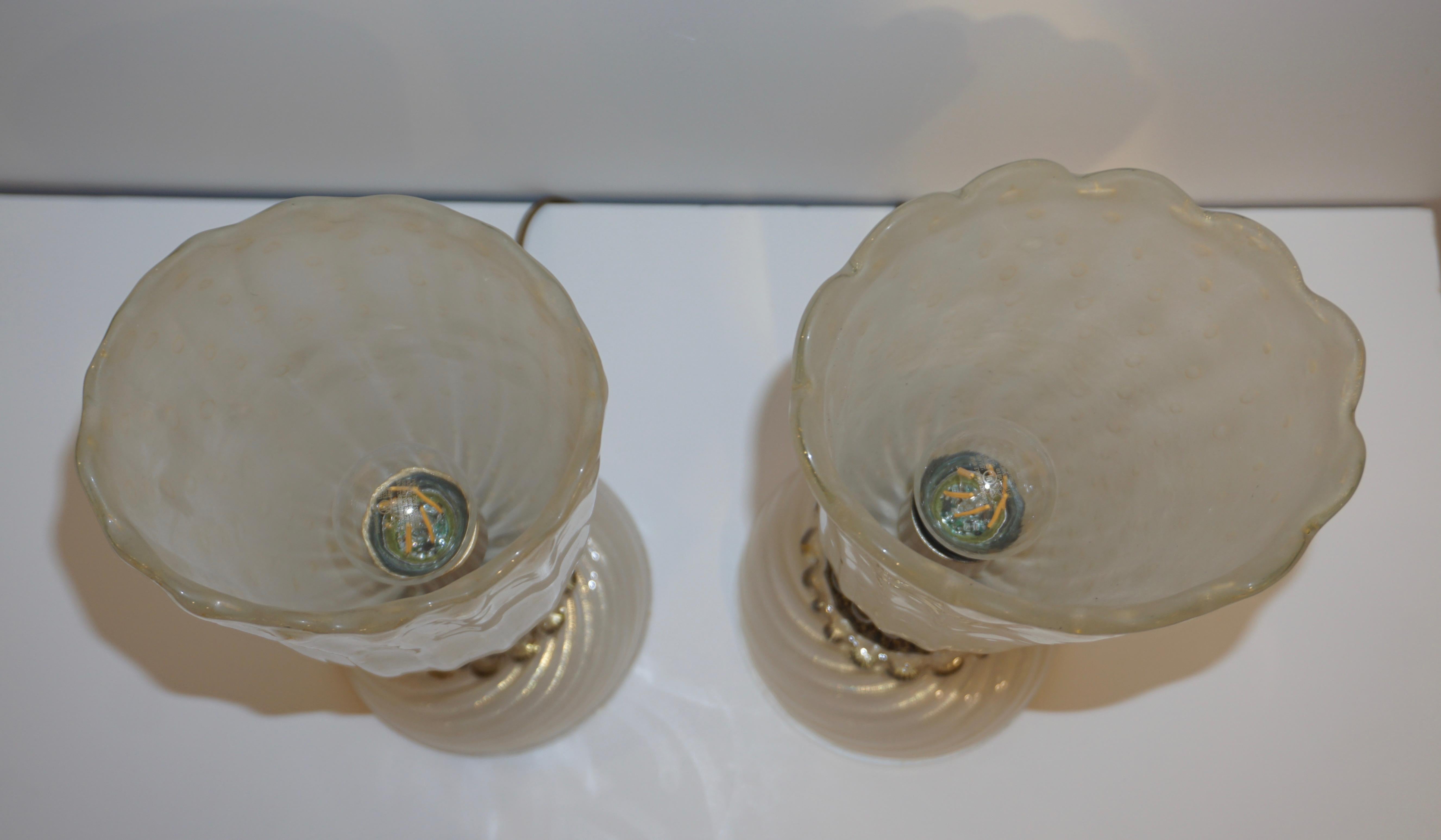 1970s Italian Vintage Barovier Toso Pair of White Black Gold Murano Glass Lamps 10