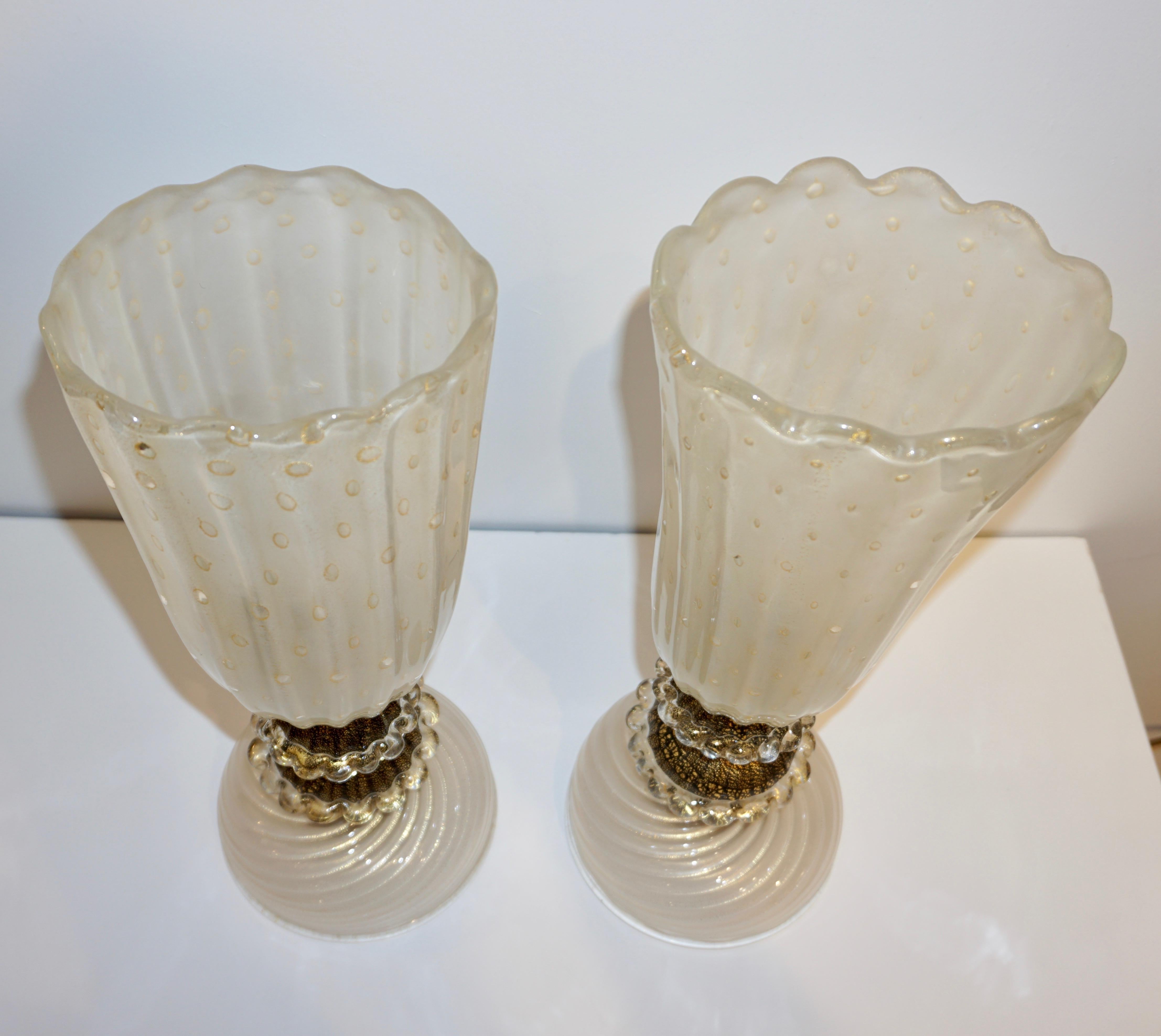 Mid-Century Modern 1970s Italian Vintage Barovier Toso Pair of White Black Gold Murano Glass Lamps