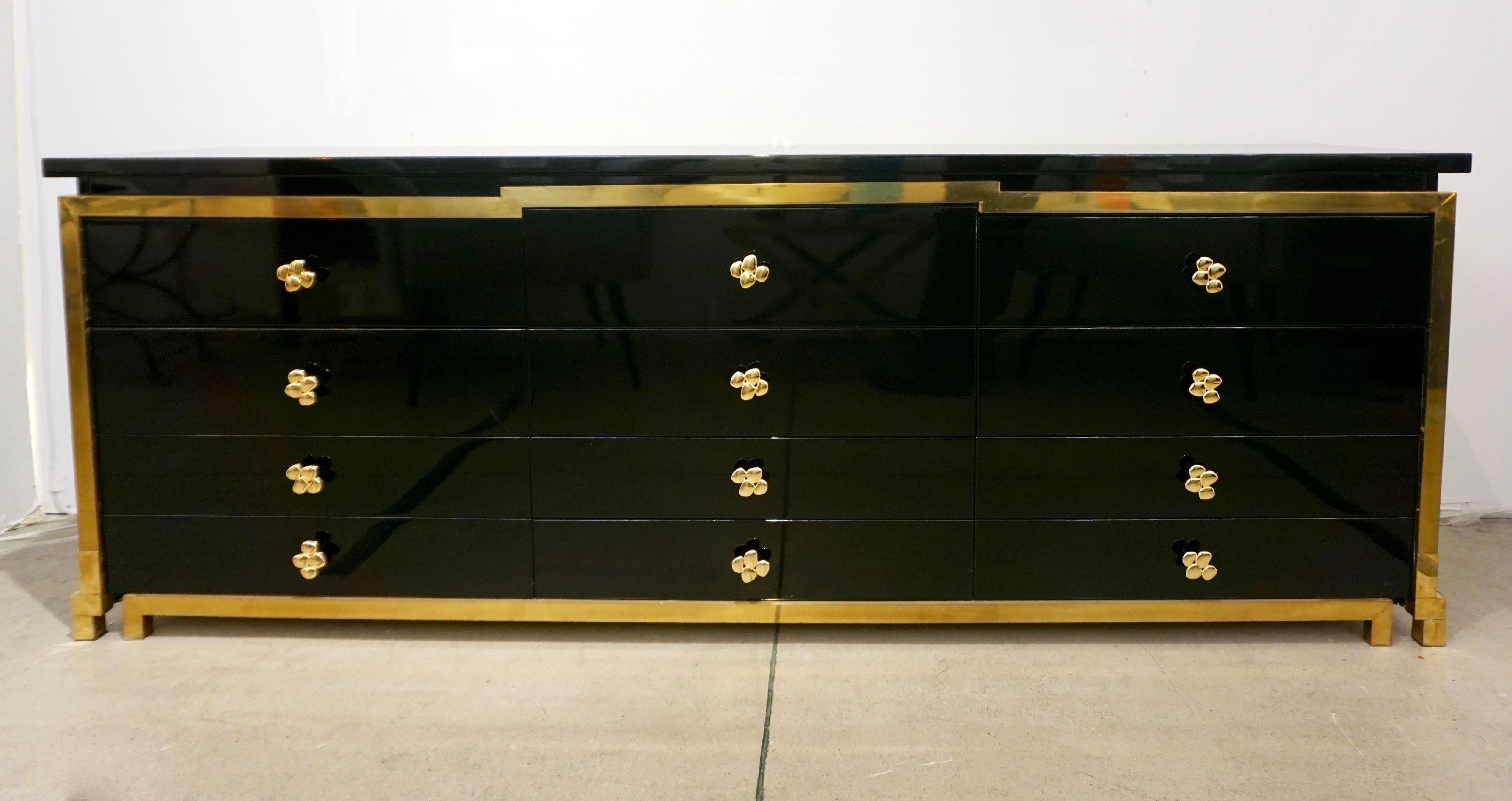 1970s Italian Vintage Studio A Brass & Black Lacquer 12-Drawer Dresser/Sideboard 7