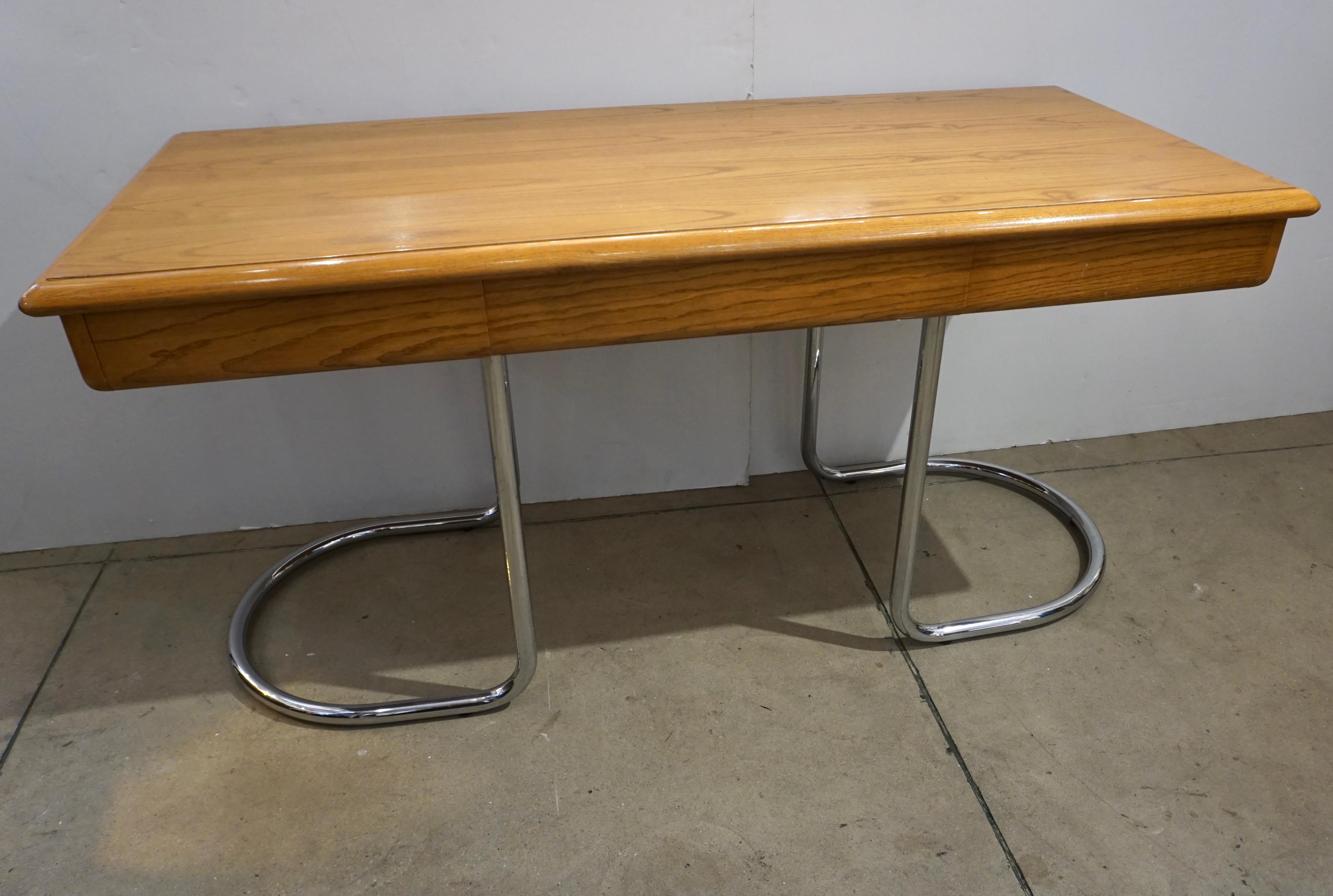 1970s Italian Vintage Curved Nickel Legs 3-Drawer Ash Tree Center Desk/Console For Sale 5