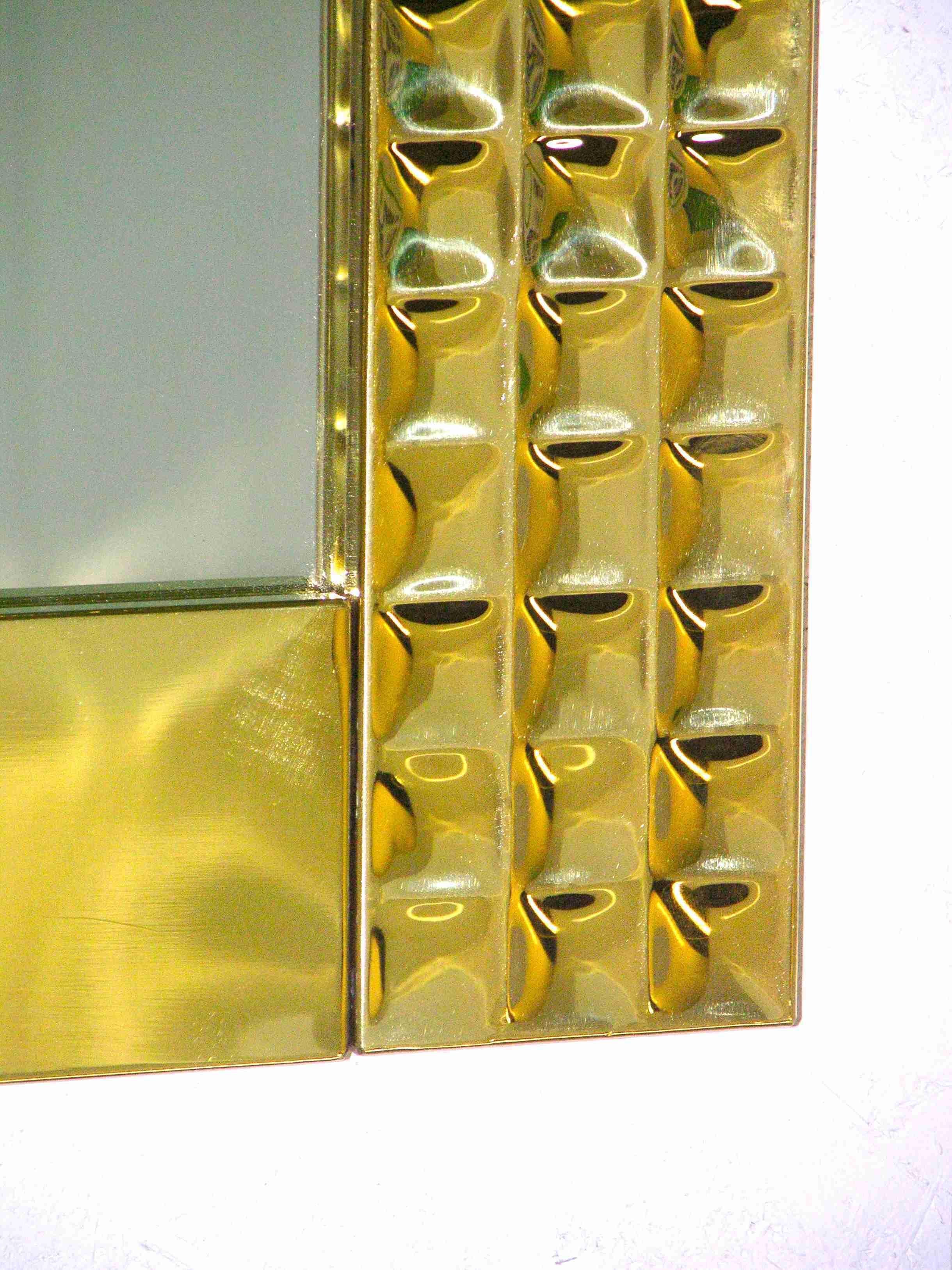 Espejos italianos artesanales de latón con detalles dorados tipo joya, años 70 Latón en venta