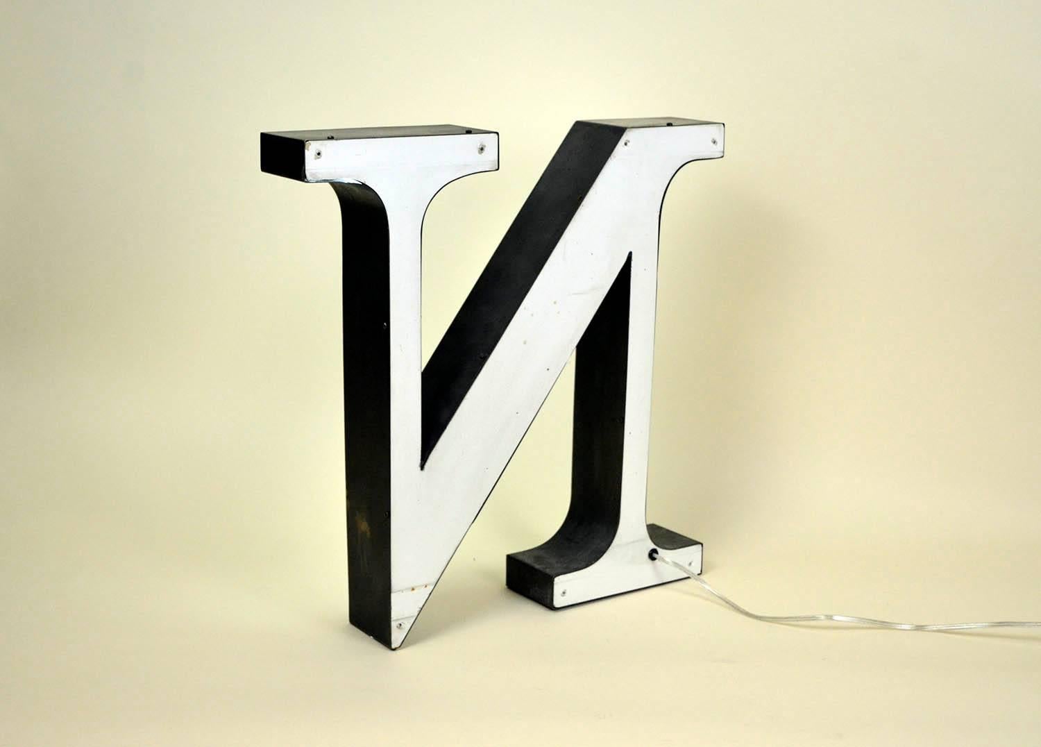 Late 20th Century 1970s Italian Vintage Light Letter N in White and Metal Profile