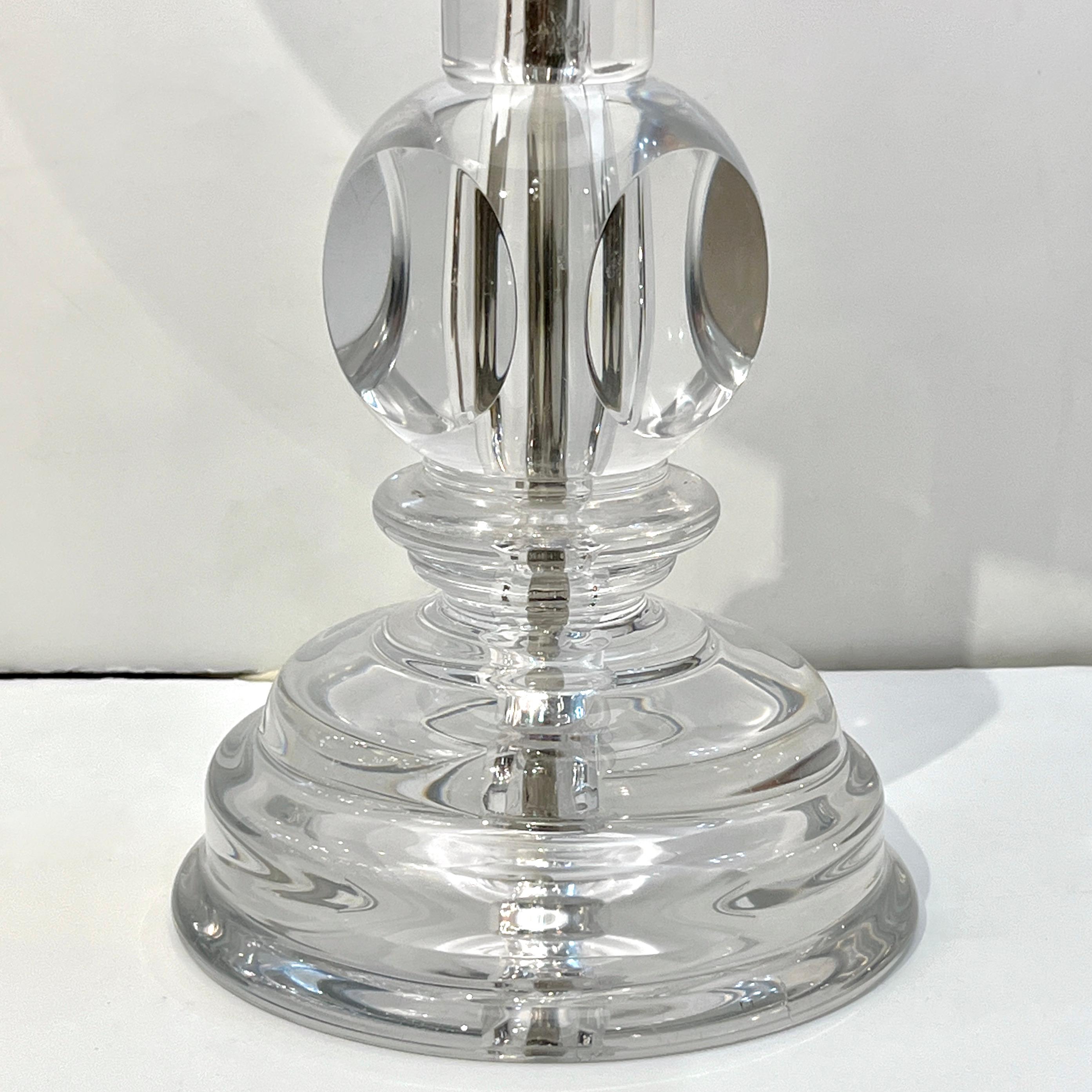1970s Italian Vintage Organic Pair of Turned Faceted Crystal Glass Table Lamps In Excellent Condition For Sale In New York, NY