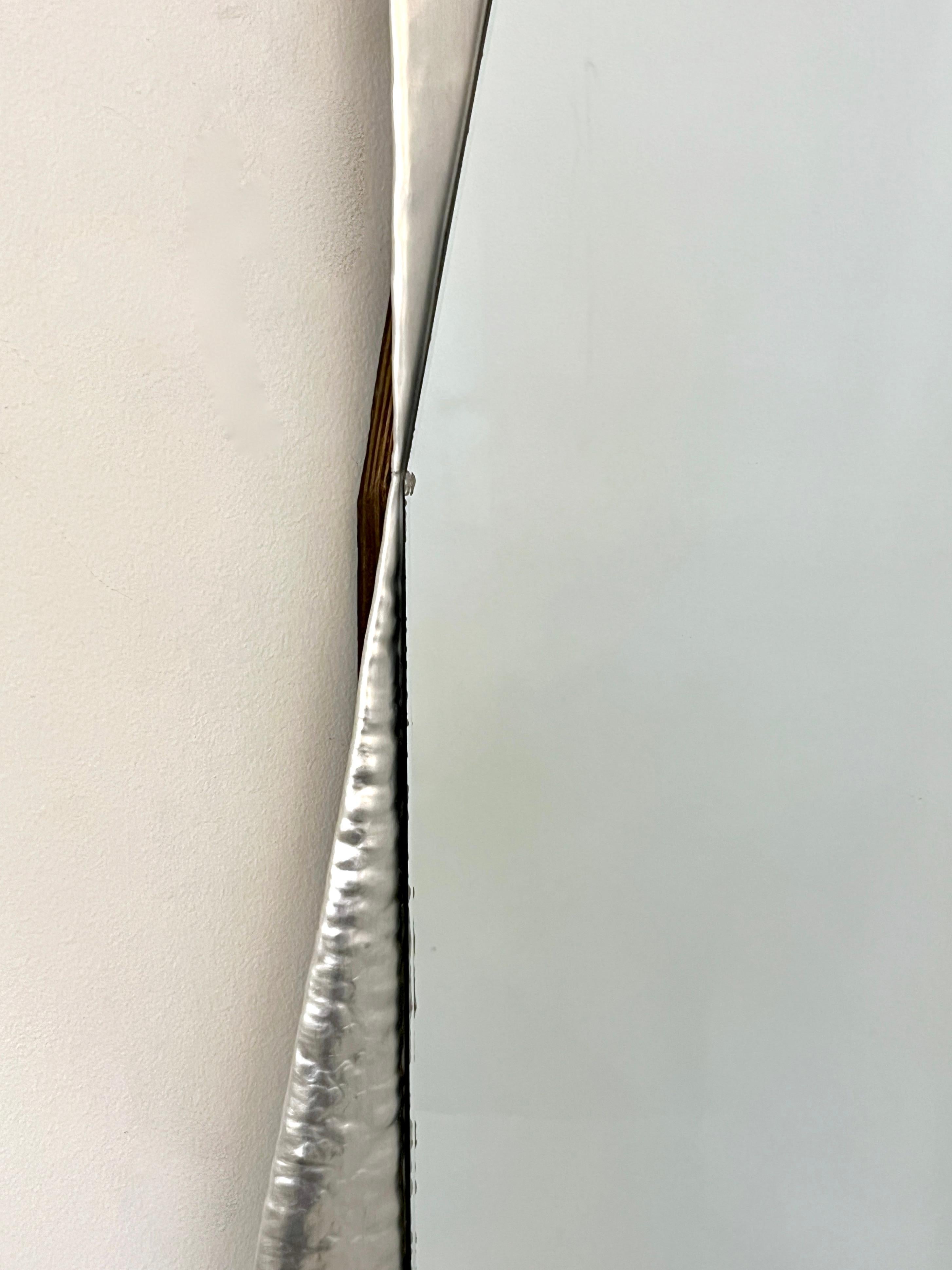 Fine XX secolo Specchio a figura intera in alluminio Vintage By Design Modern, anni '70. in vendita