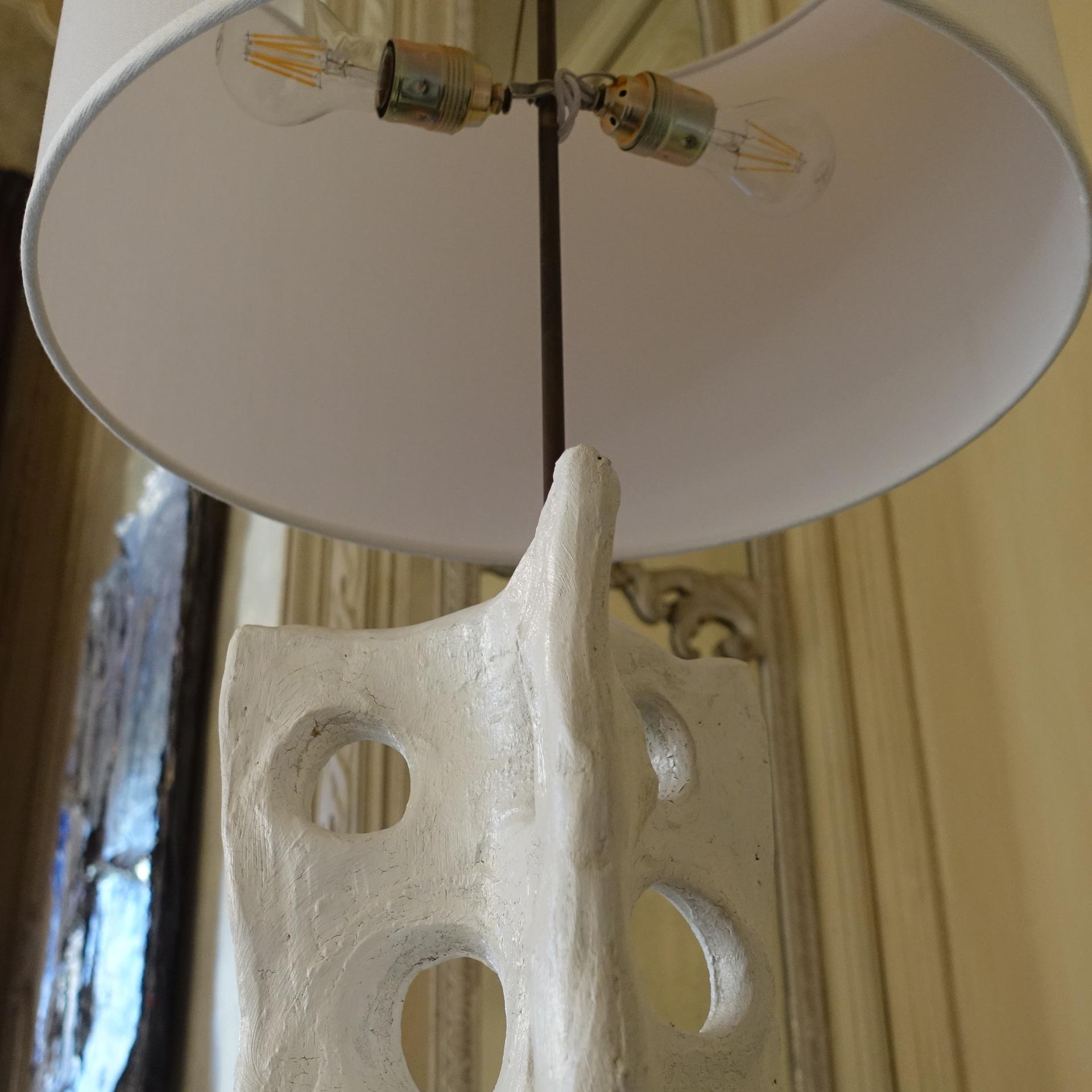 1970's Italian White Ceramic Table Lamp 8