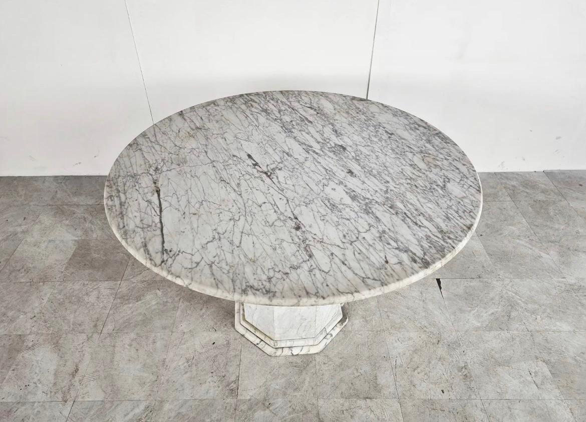 1970s Italian White Marble Circular Round Dining Table or Center Table