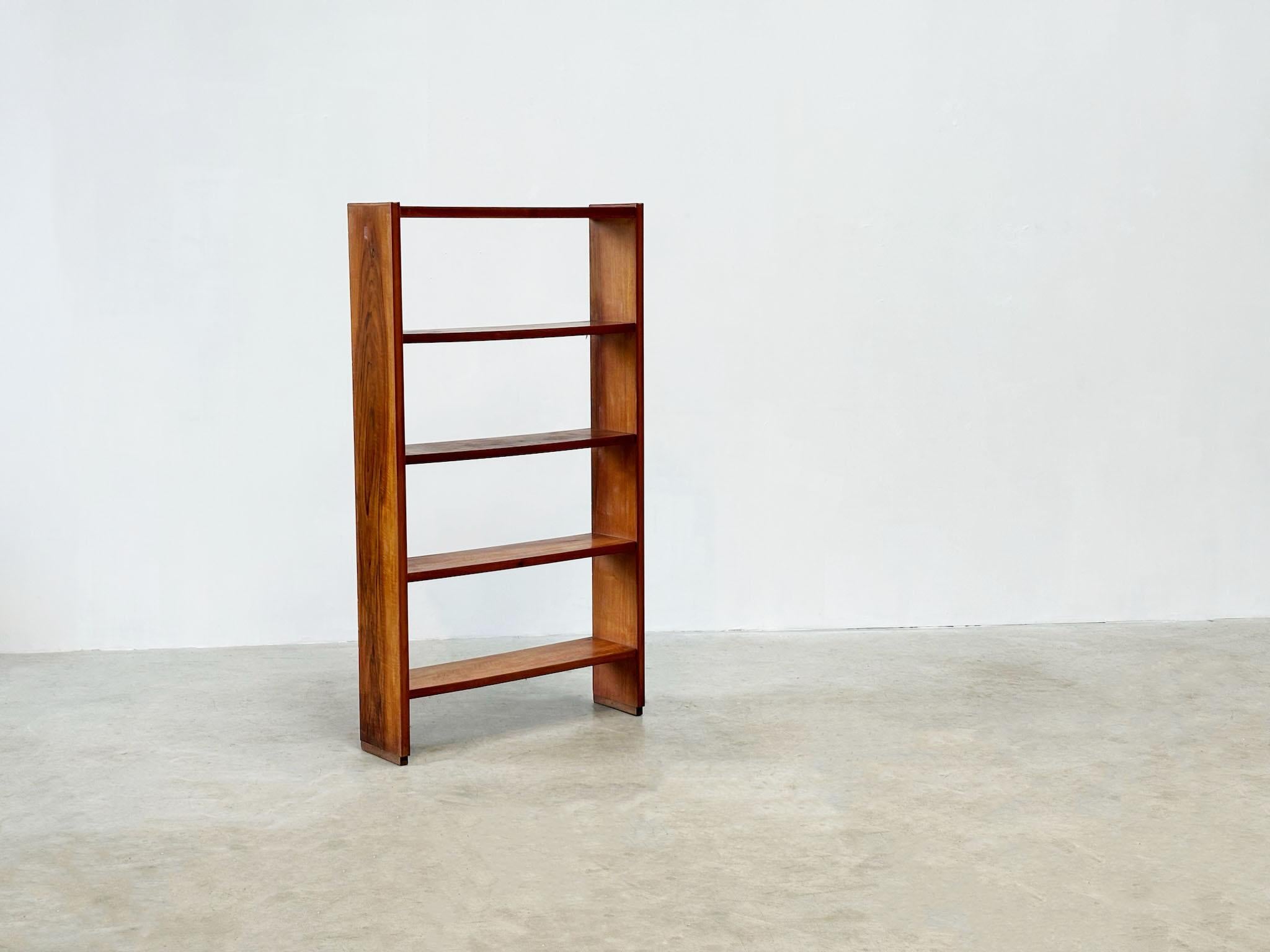Legno Libreria in legno italiana degli anni '70 in vendita