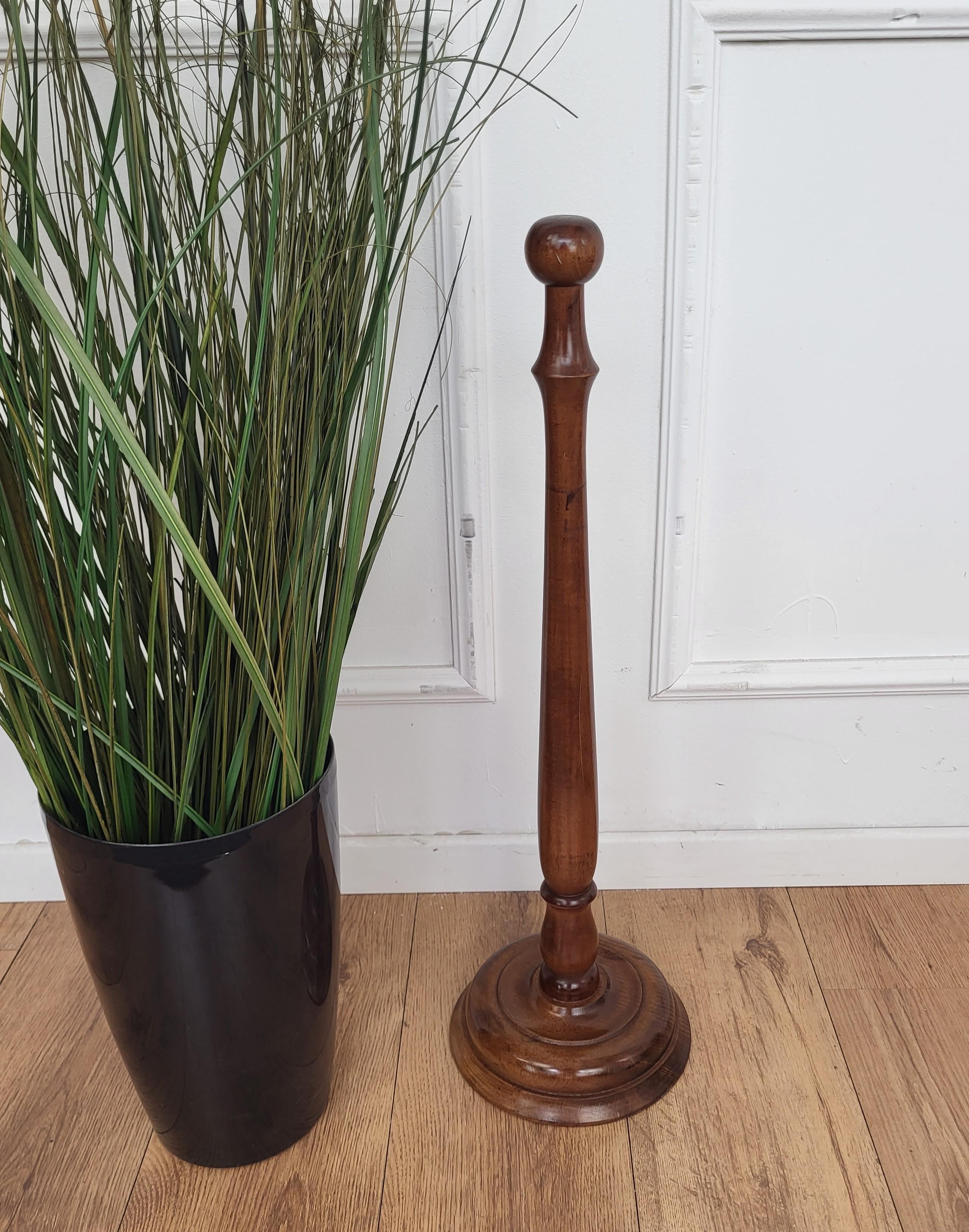 Vintage 1970s Italian stylish wooden doorstop
 