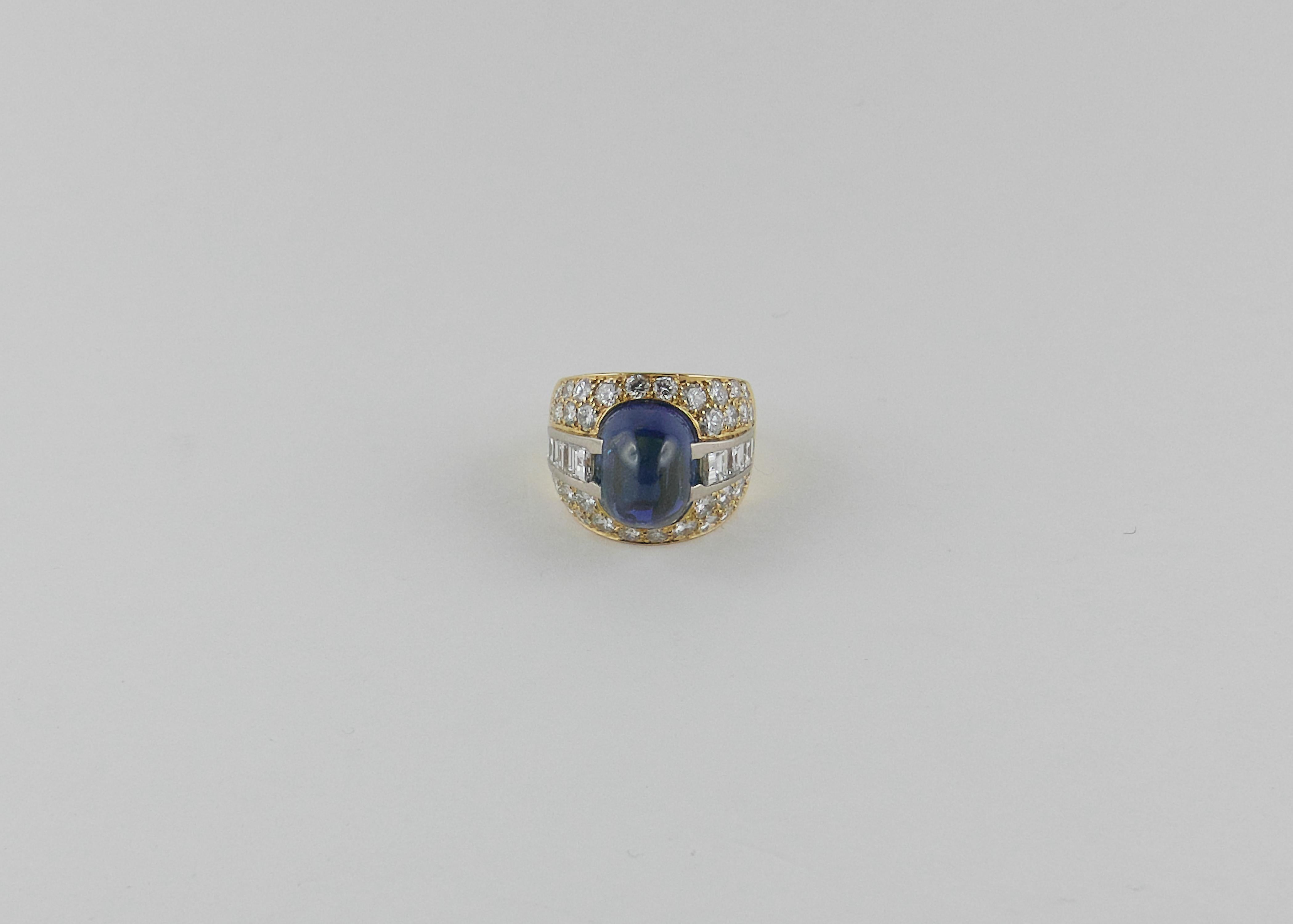 1970s Italian Yellow and White Gold, Sapphire and Diamond Ring In Good Condition For Sale In Torino, IT