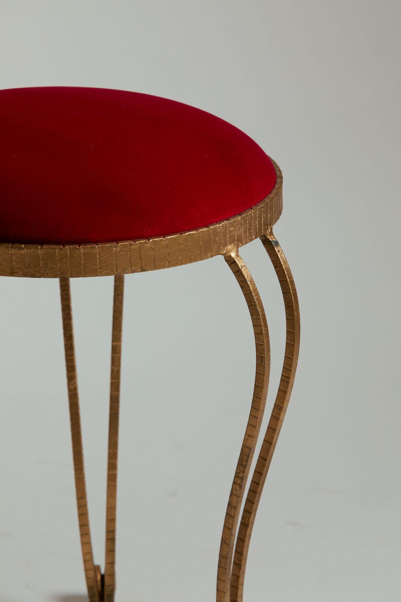 1970s Italy gold gilded vanity stools with red velvet upholstery different shapes (2).