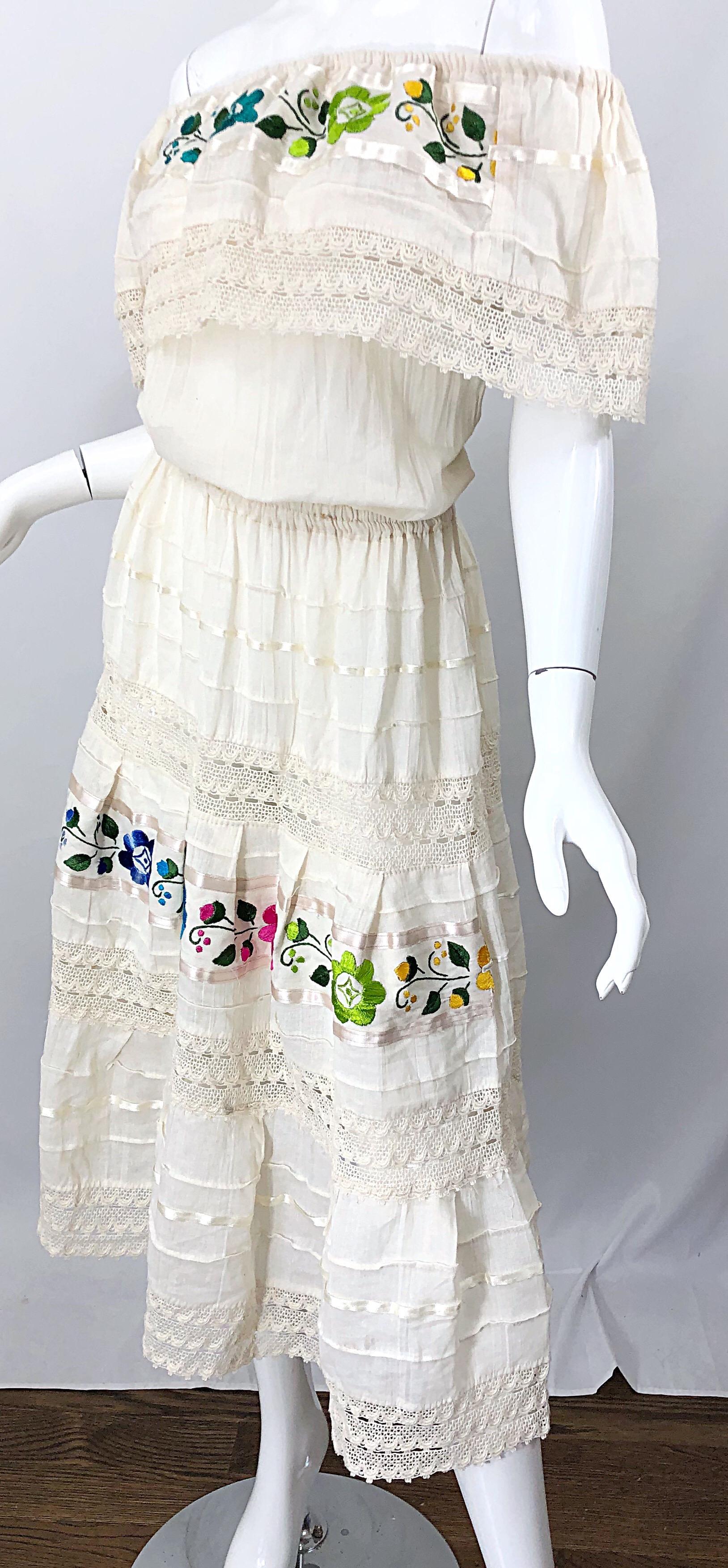 1970s Ivory Cotton Colrful Embroidered Flowers Off Shoulder Vintage Boho Dress For Sale 5