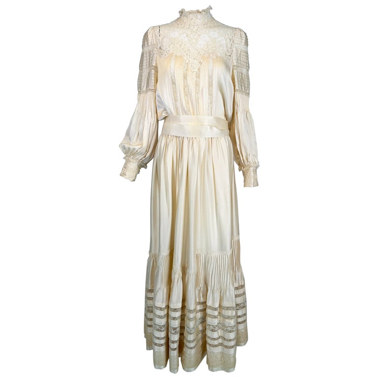 ivory floral print dress Elegant Floral Printed Corset Maxi Dress