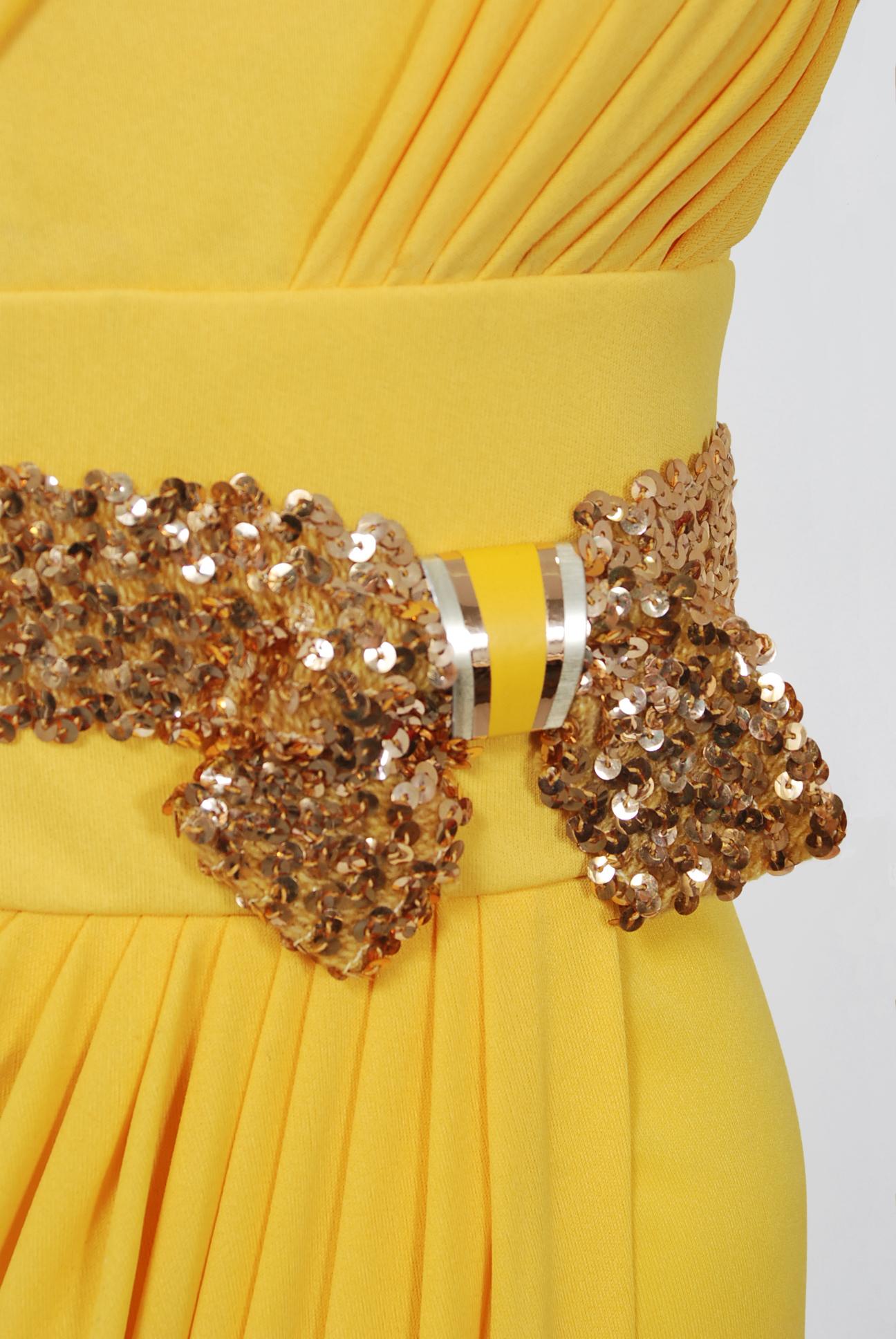 1970's Jacques Cassia Couture Yellow Jersey One-Shoulder Draped Disco Dress In Good Condition For Sale In Beverly Hills, CA