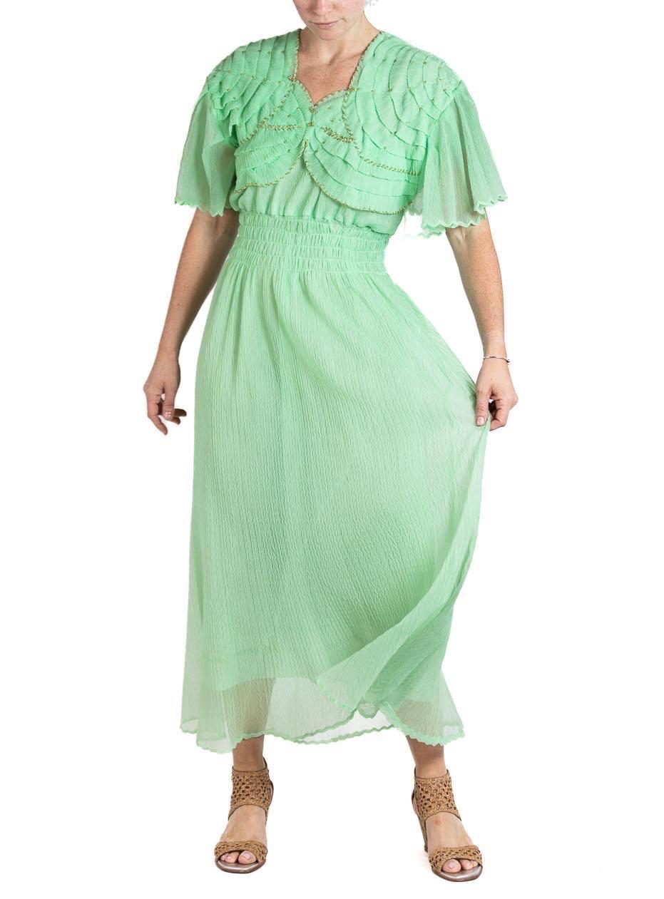 1970S Jade Grün Poly/Nylon Kleid mit Couture detaillierte Perlen Mieder im Angebot 3