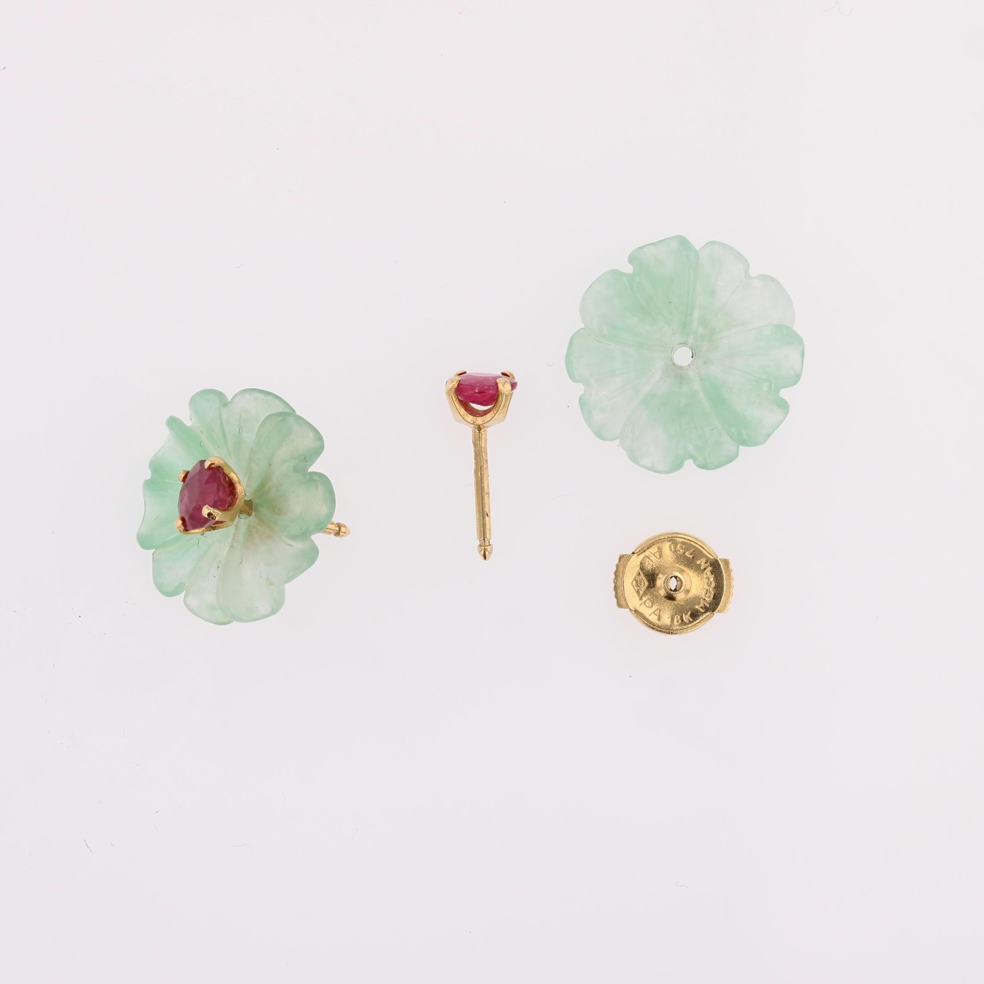 Orecchini con fiore in giada e rubino in oro giallo 18 carati degli anni '70 in vendita 5