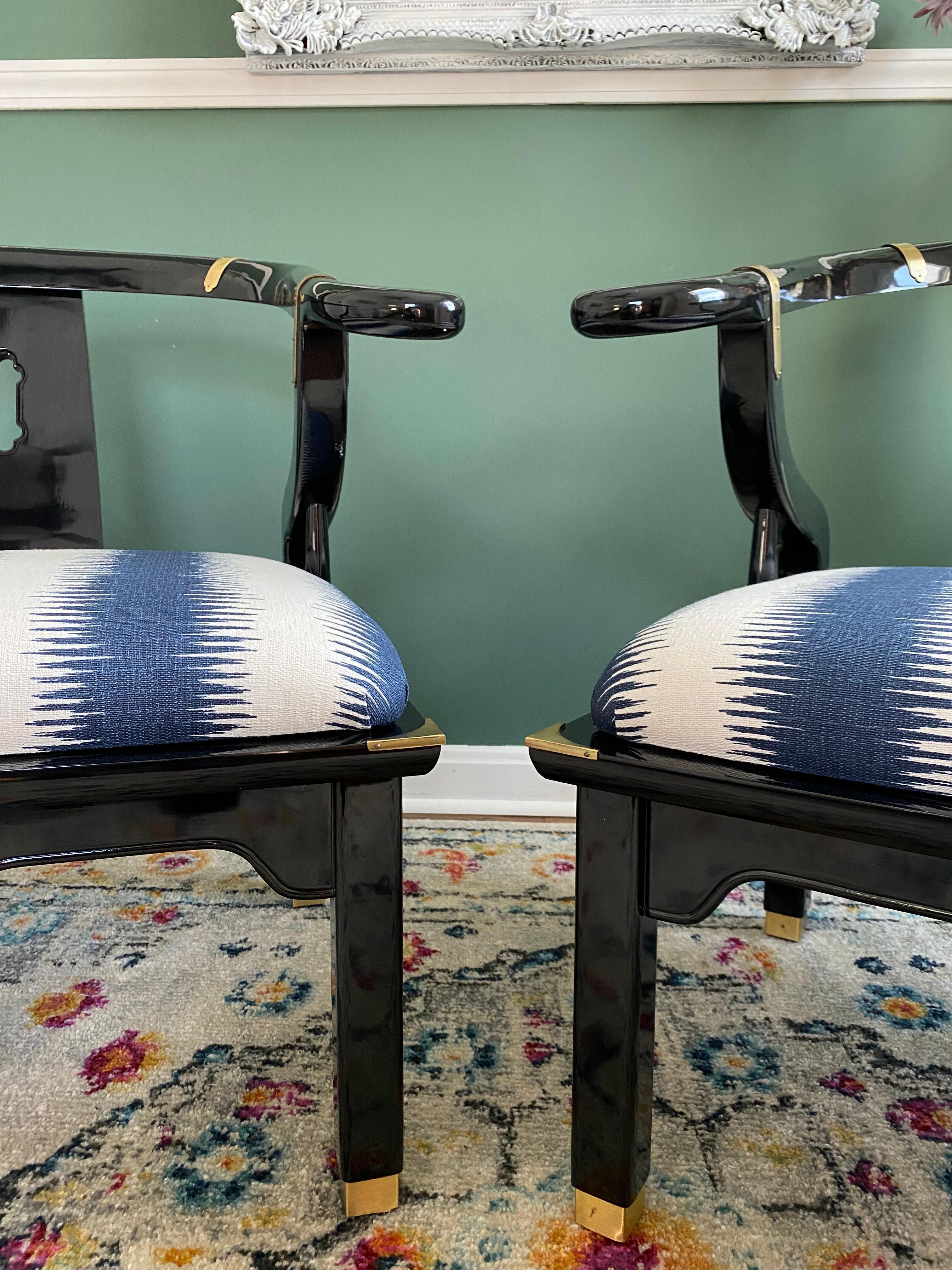 Hollywood Regency Paire de chaises Ming en fer à cheval James Mont pour Century Furniture des années 1970 en vente