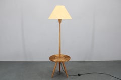 Lámpara de pie de madera Jan Kalous de los años 70 para ULUV, Checoslovaquia