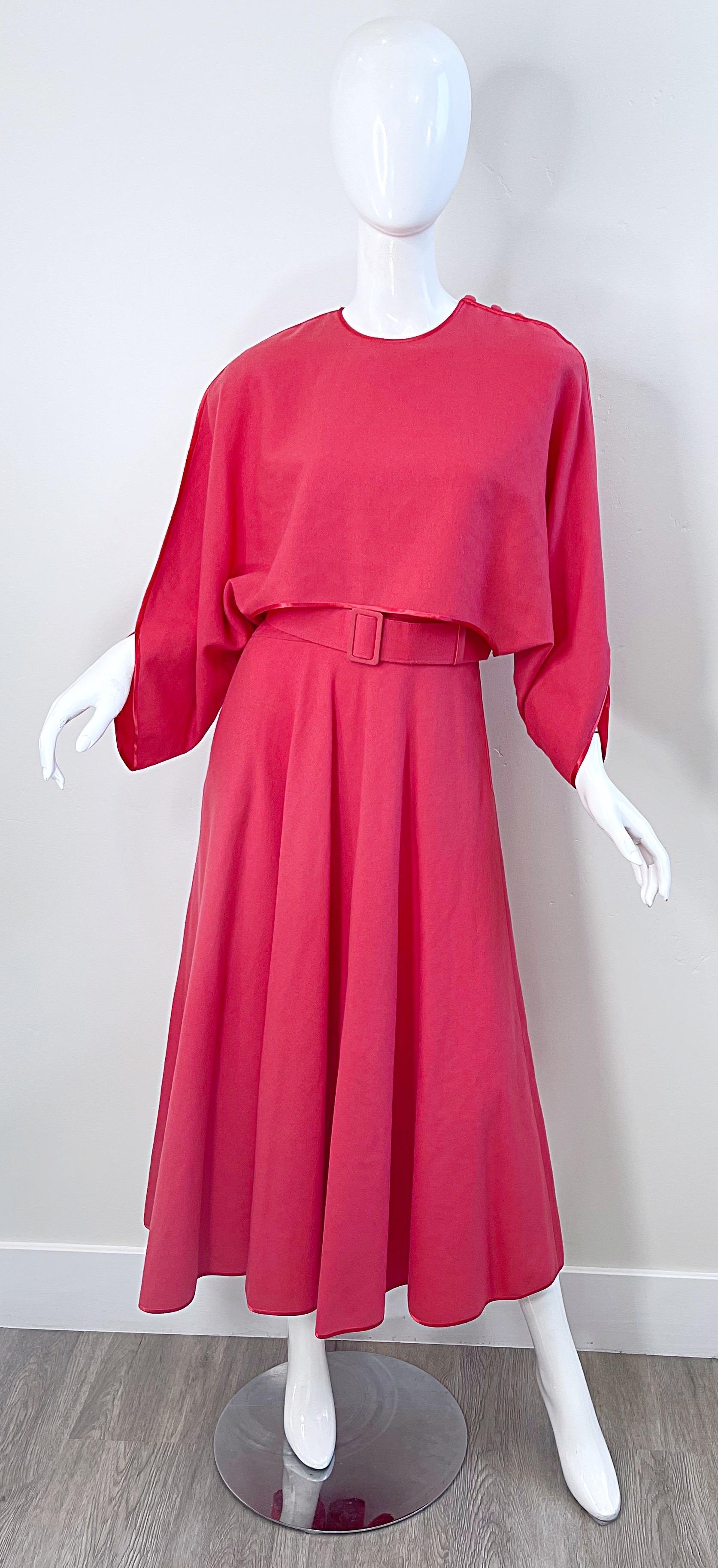 1970s Janice Wainwright Raspberry Pink Belted Vintage 70s Wool Midi Dress  In Excellent Condition For Sale In San Diego, CA