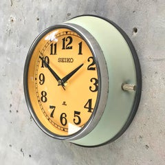 1970s Japanese Green Retro Seiko Vintage Antique Chrome Bezel Quartz Wall Clock