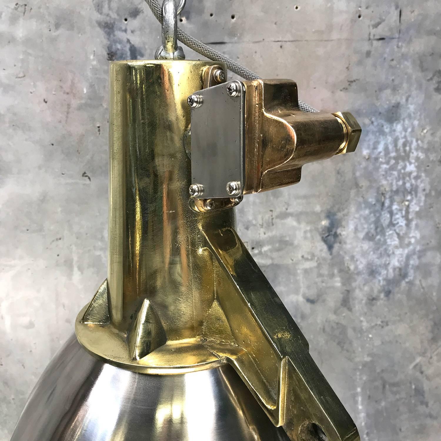 1970s Japanese Large Stainless Steel, Cast Brass and Bronze Search Light Pendant In Good Condition For Sale In Leicester, Leicestershire