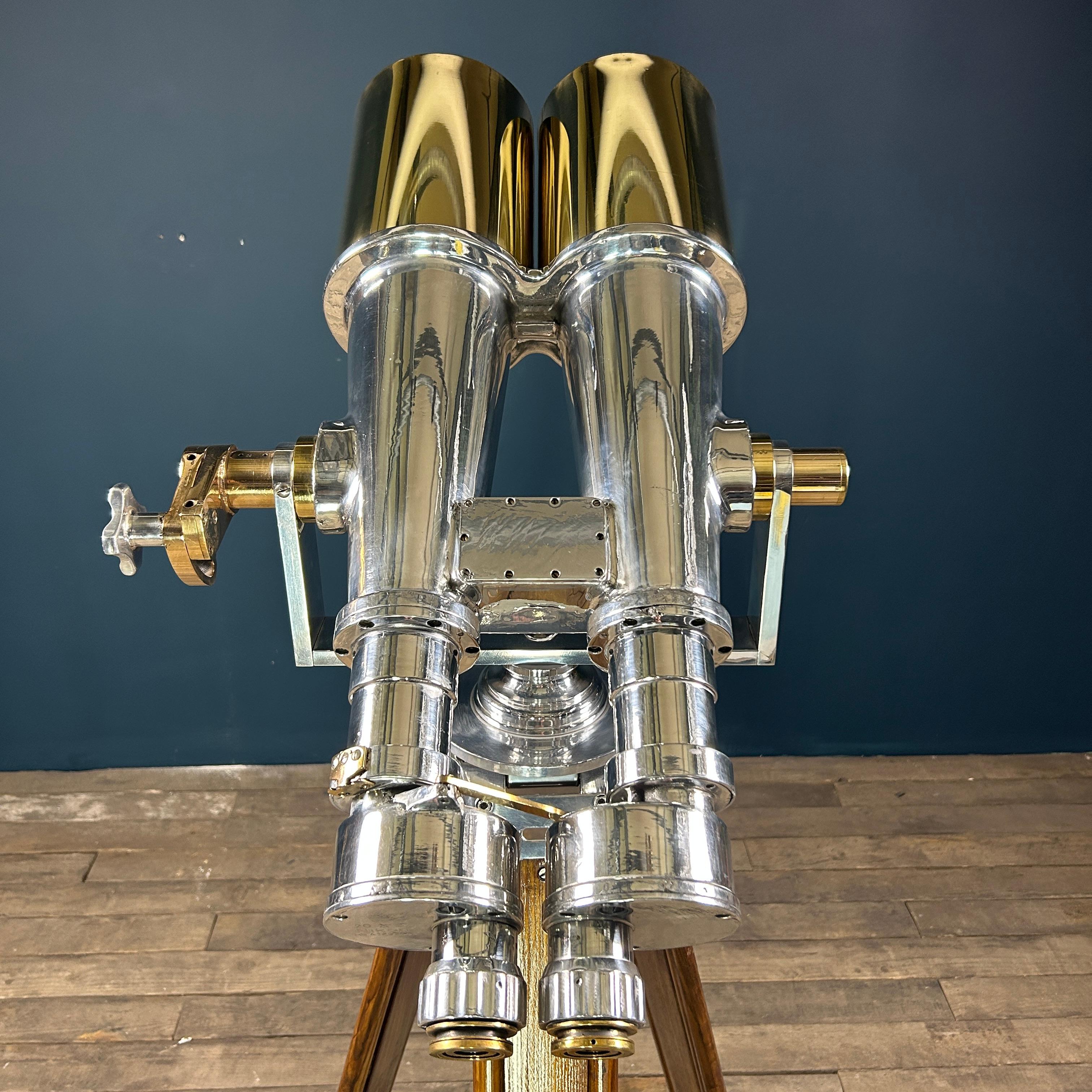 Jumelles militaires japonaises Nikon 20 x 120 Big Eye et trépied, années 1970 en vente 2