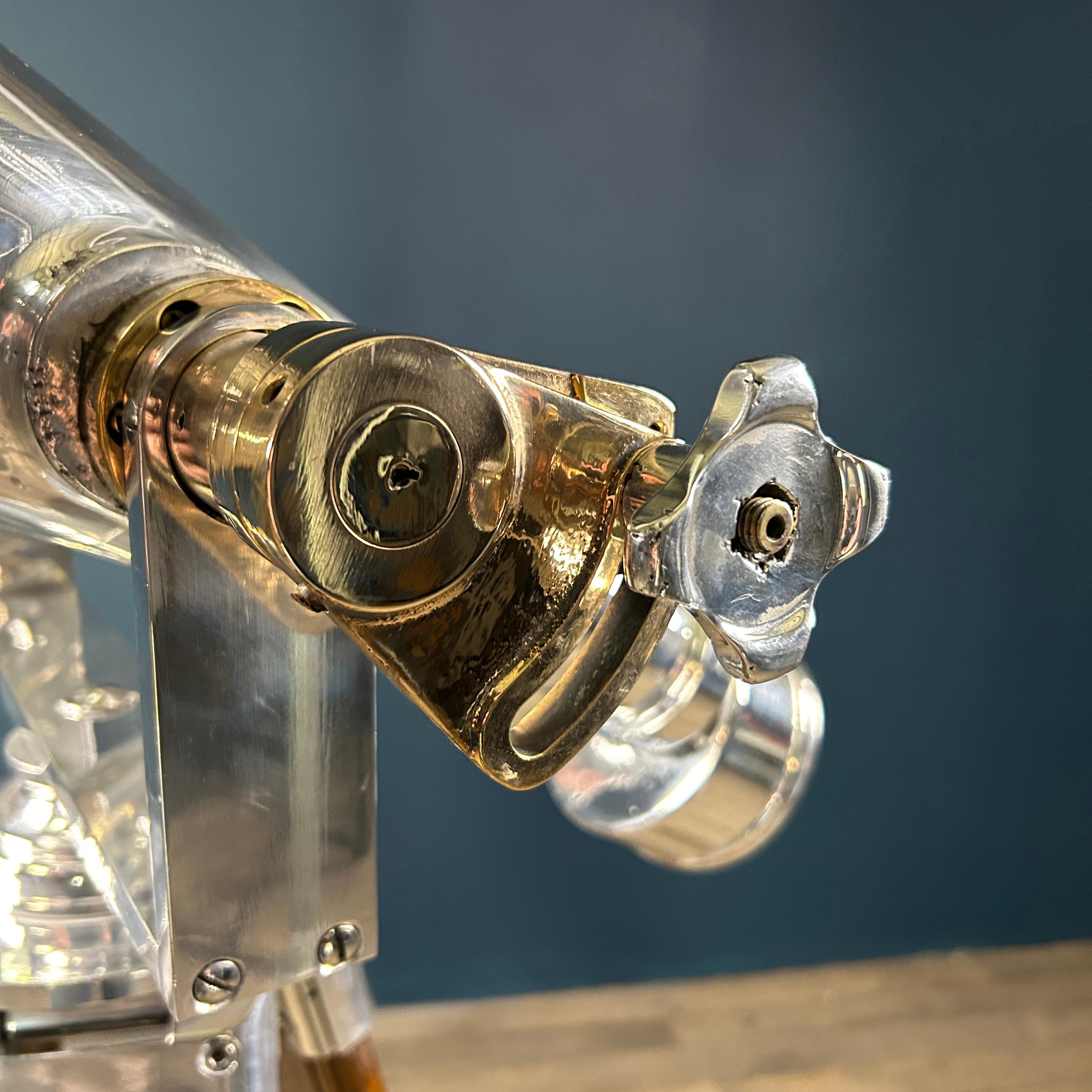 Jumelles militaires japonaises Nikon 20 x 120 Big Eye et trépied, années 1970 en vente 5