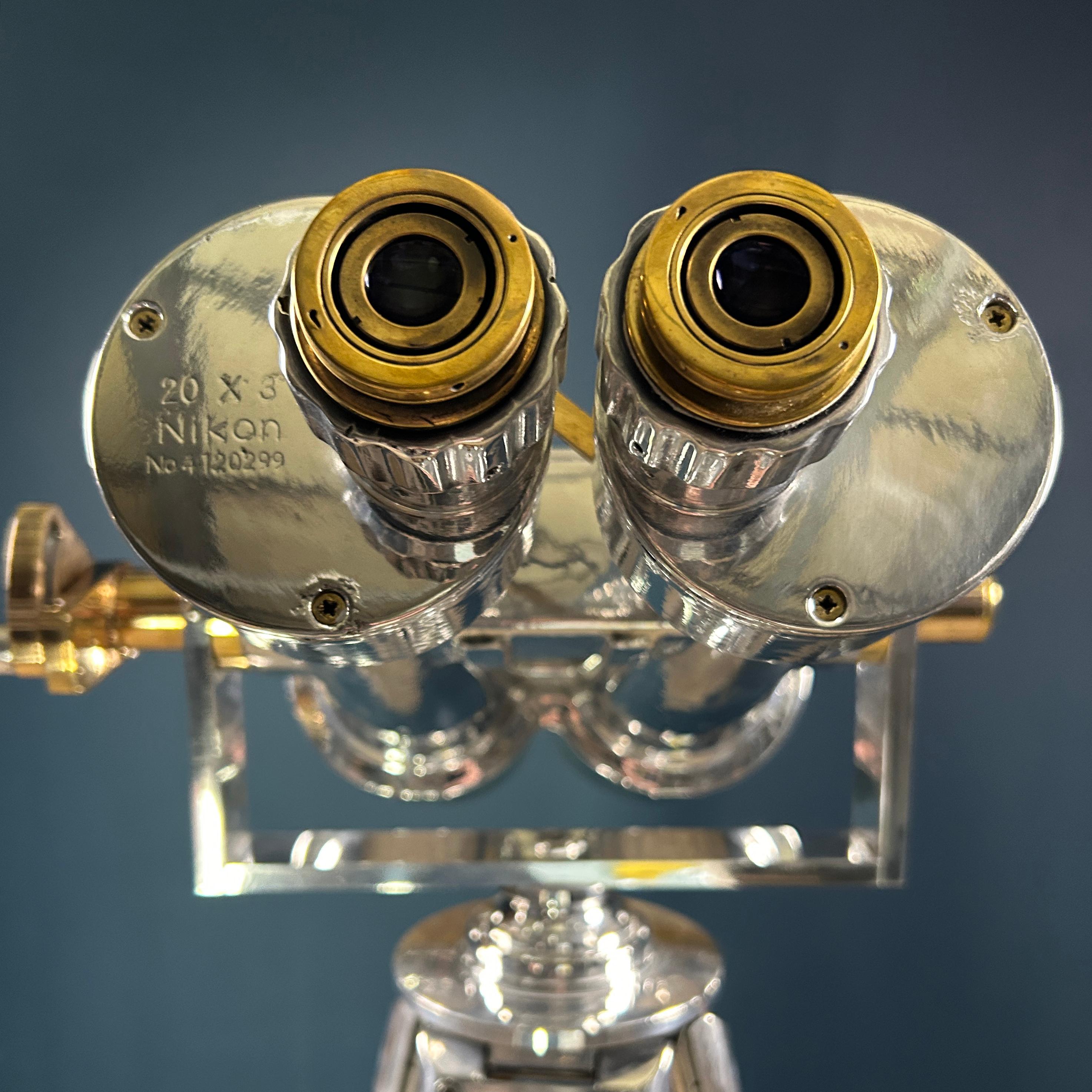 Jumelles militaires japonaises Nikon 20 x 120 Big Eye et trépied, années 1970 en vente 7