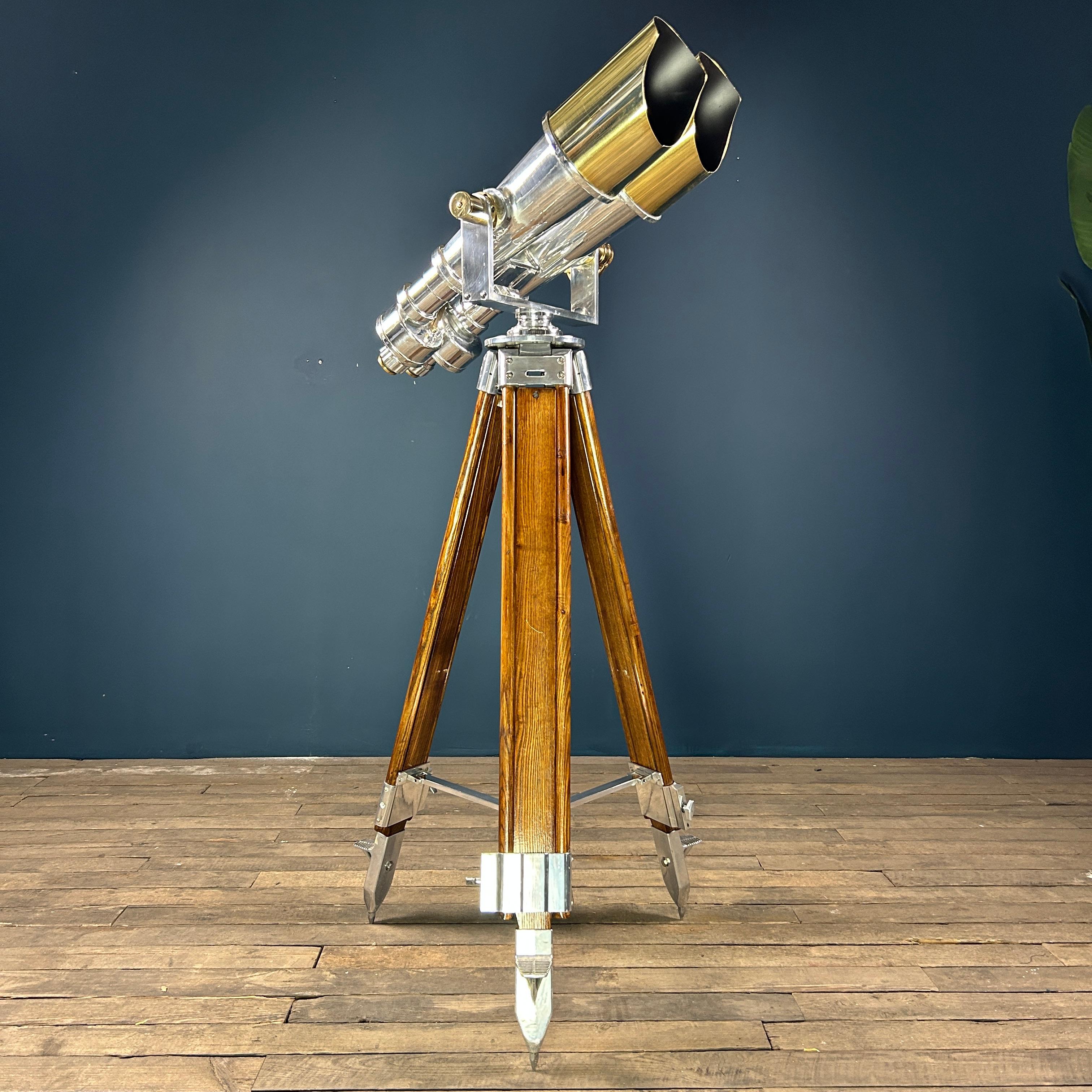 Jumelles militaires japonaises Nikon 20 x 120 Big Eye et trépied, années 1970 Bon état - En vente à Leicester, Leicestershire