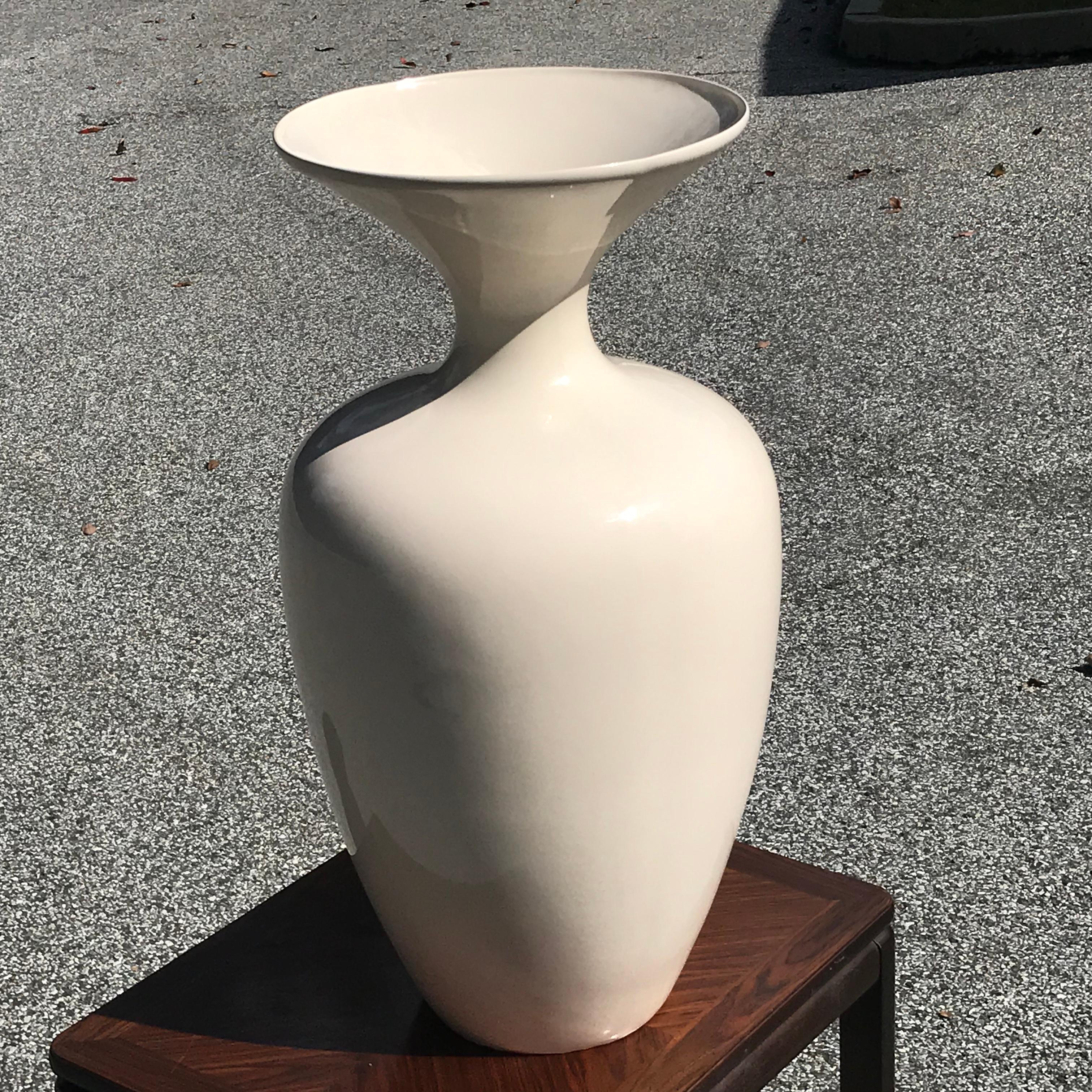1970's Jaru Monumental White Ceramic Vase In Excellent Condition For Sale In West Chester, PA
