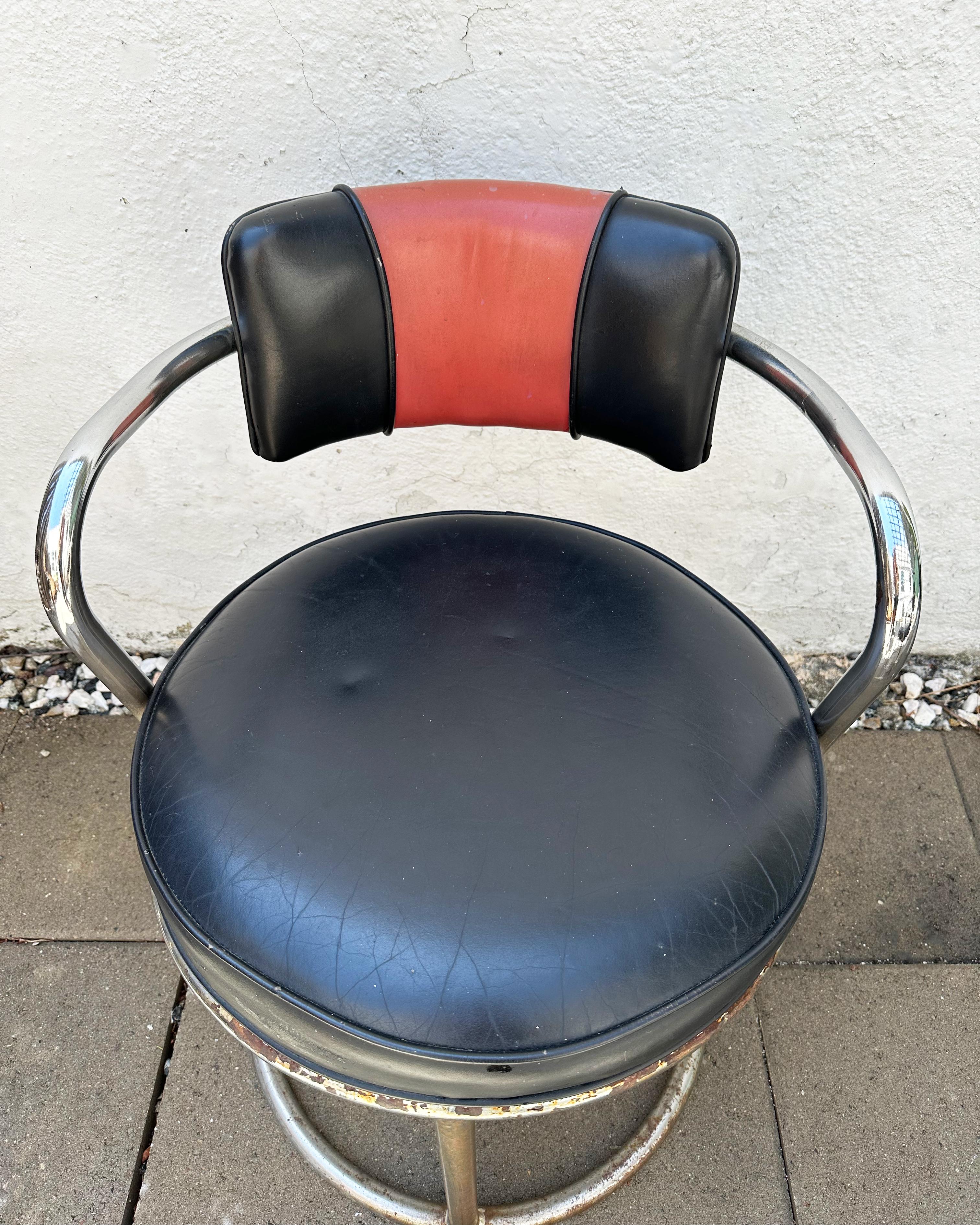 1970s Jazz Art Deco Revival Chrome and Leather Chairs For Sale 2