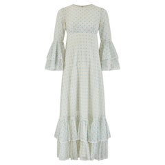 1970 Jean Varon Robe longue à volants en dentelle bleue et blanche