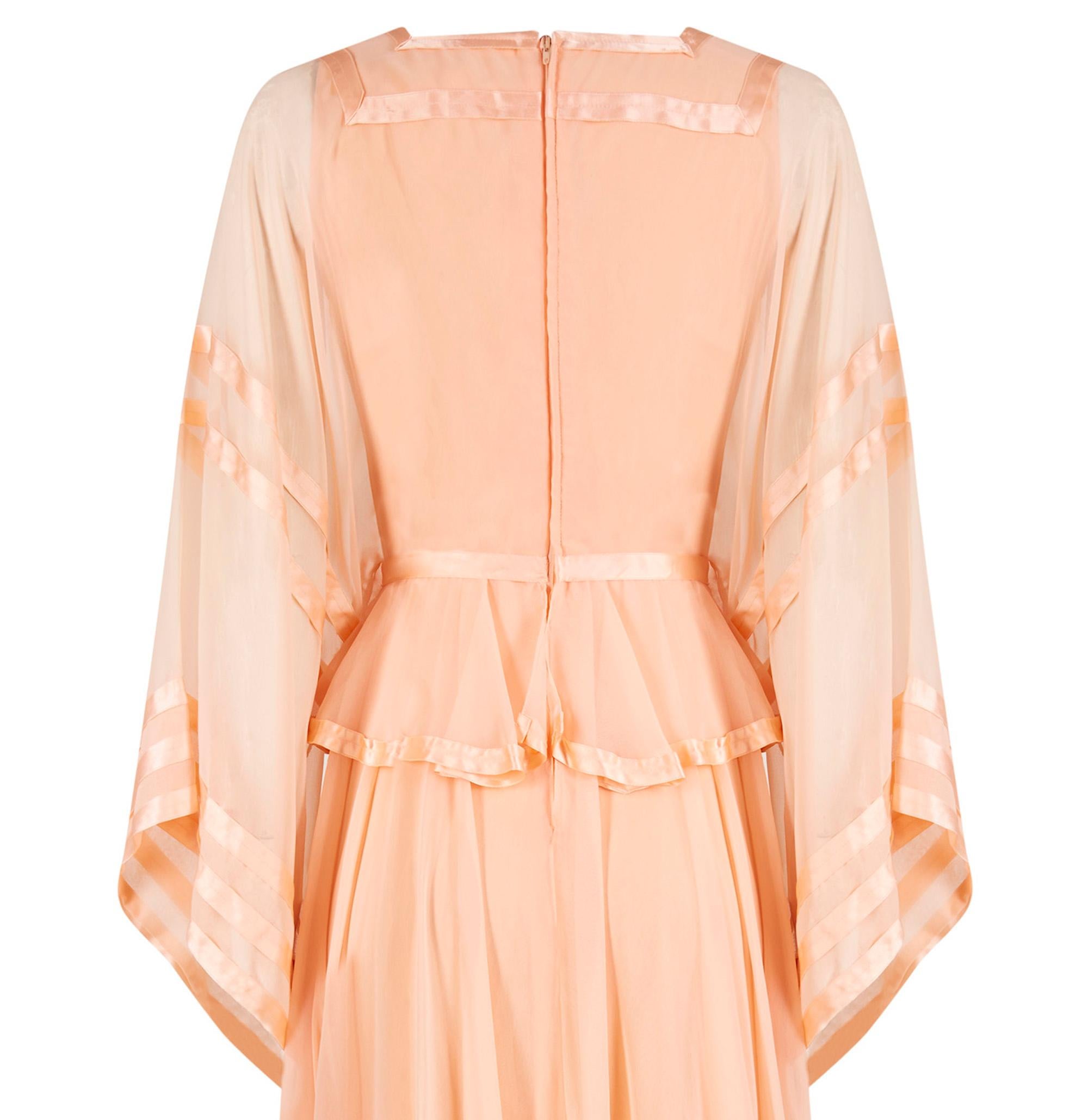 1970s Jean Varon Peach Chiffon Dress With Ribbon Trim In Excellent Condition For Sale In London, GB