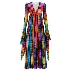 1970s Jean Varon Rainbow Maxi-Dress with Angel-Sleeves (Robe longue arc-en-ciel à manches d'ange)