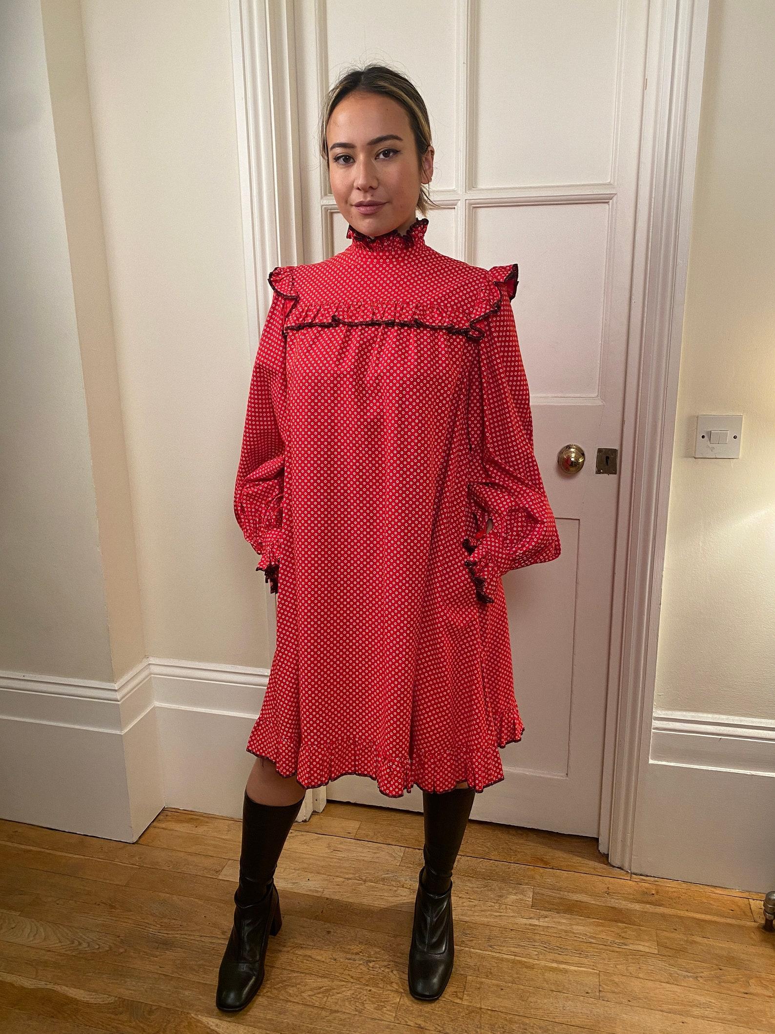 1970s Jean Varon Red Circle Print Tunic Dress en vente 3