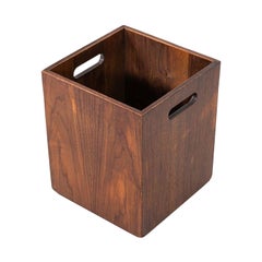 Papelera / cubo de basura de nogal Jens Risom Design, años 70