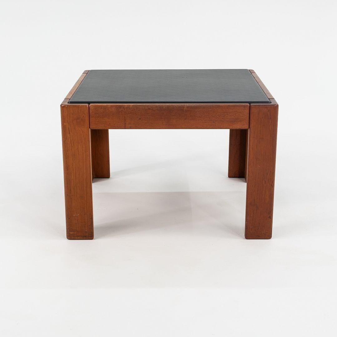 1970s Jim Eldon for Knoll International Side / Coffee / End Table in Walnut en vente 3