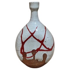 1970er Studio Pottery Vase Abstrakt Rot Weiß Gefäß Signiert