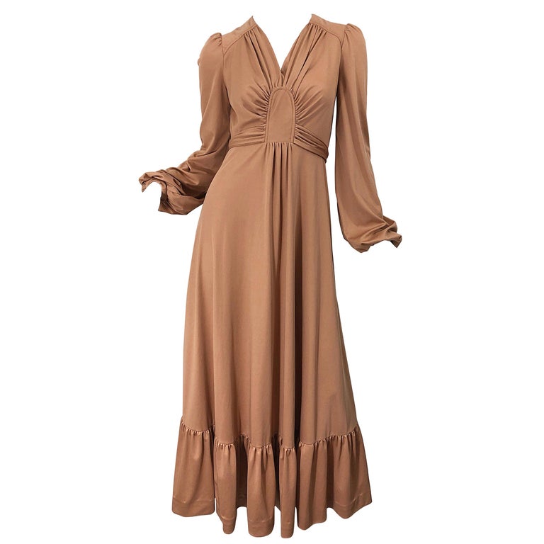 1970s Jody T Terracotta Tan Deco Style Vintage 70s Long Sleeve Jersey Maxi  Dress at 1stDibs | tan long dress, tan maxi dress, long sleeve tan dress