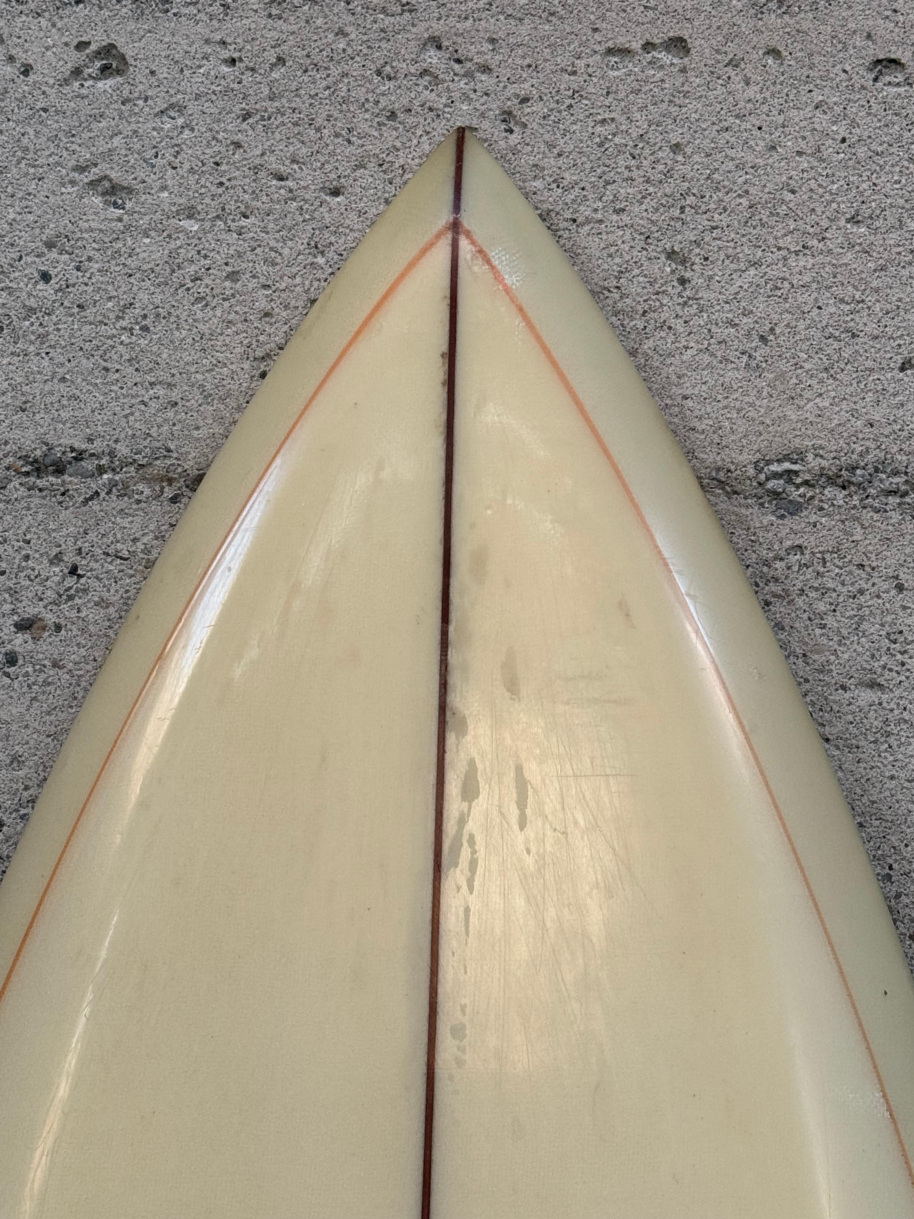 Late 20th Century 1970s Joey Thomas Single Fin Surfboard an Santa Cruz Surf History Artifact For Sale