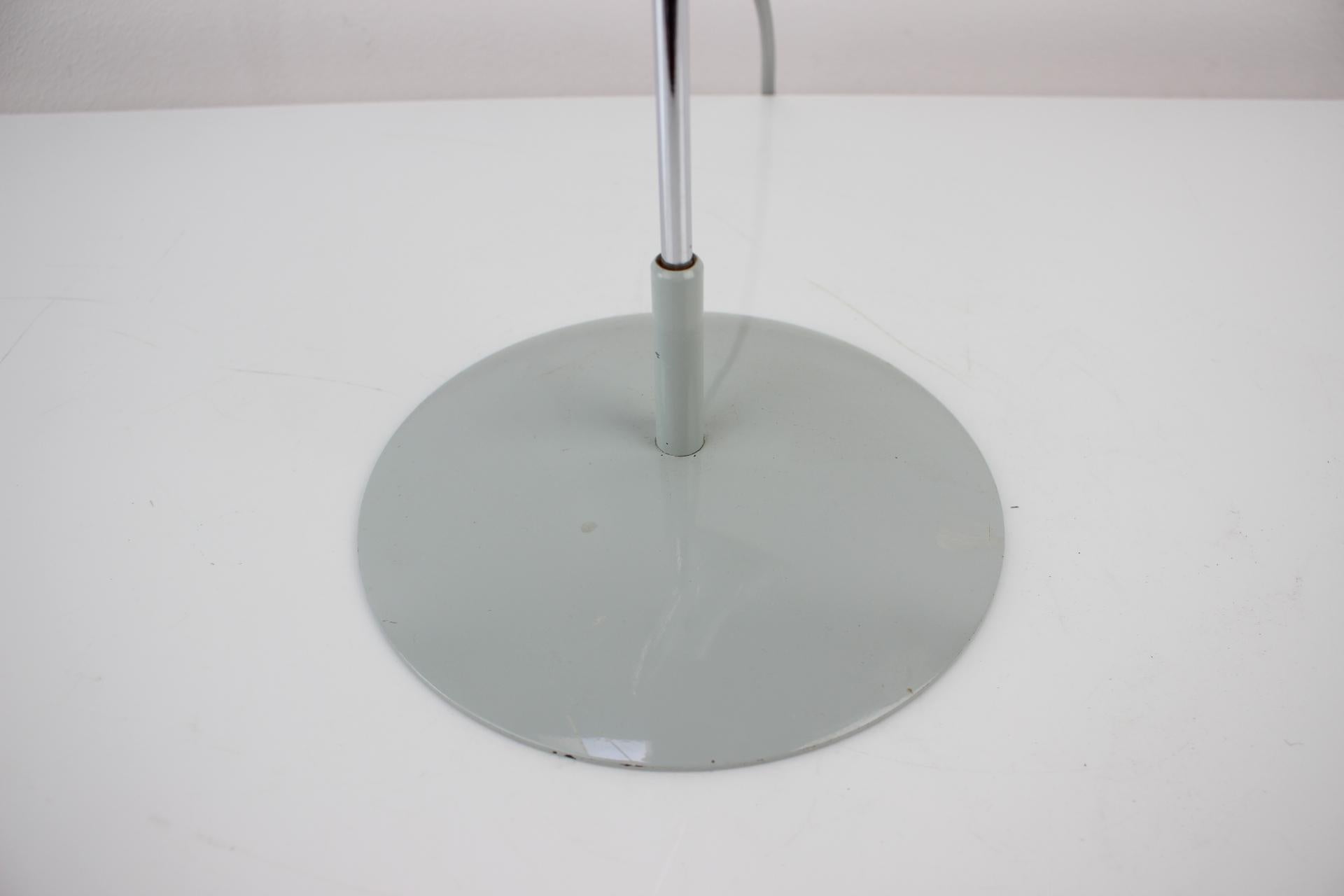 Tischlampe im Josef Hurka-Design, Tschechoslowakei, 1970er Jahre im Zustand „Gut“ im Angebot in Praha, CZ