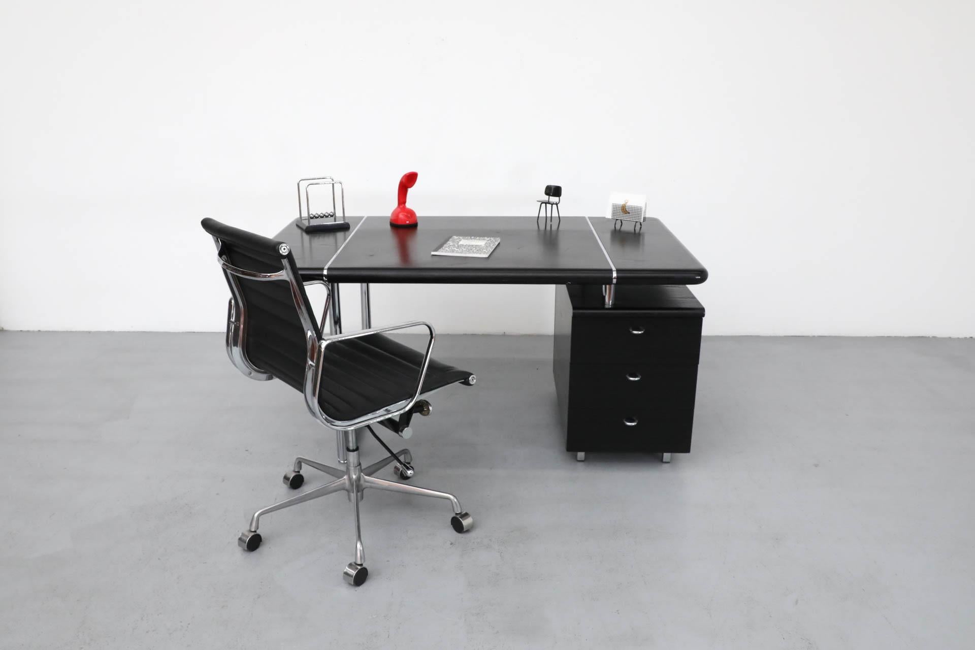 1970's Josef & Leopold Quittner Inspired Bauhaus Style Desk in Black & Chrome 13