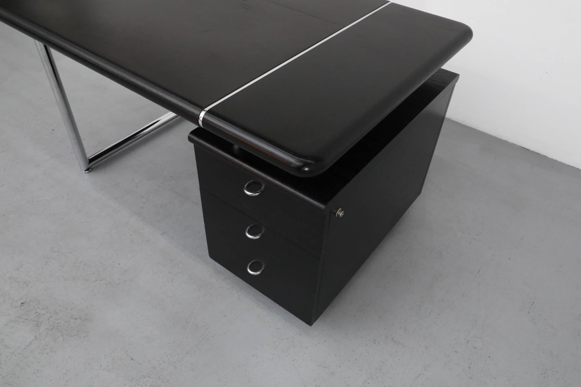 1970's Josef & Leopold Quittner Inspired Bauhaus Style Desk in Black & Chrome In Good Condition In Los Angeles, CA