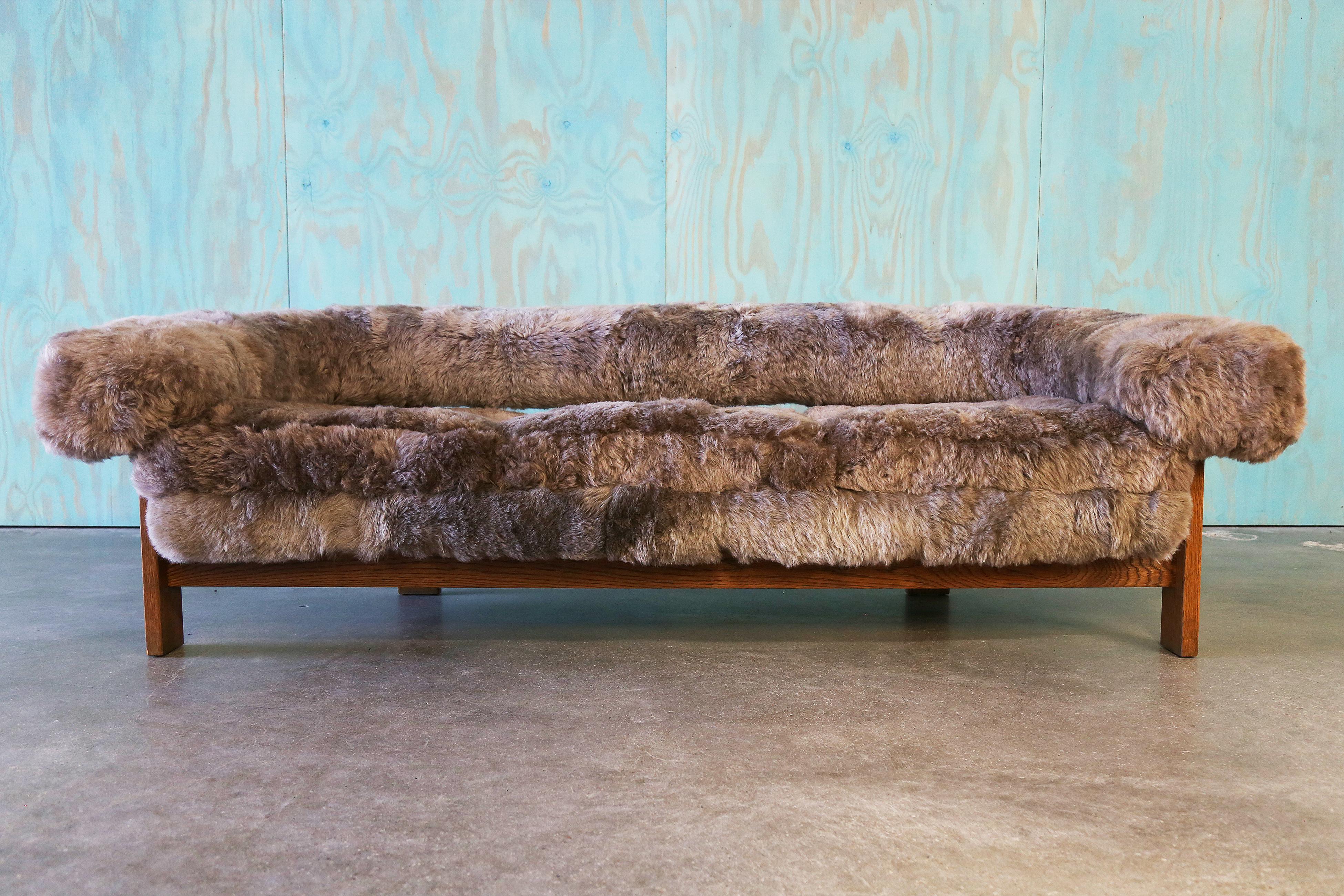 1970s Jules Heumann for Metropolitan Furniture Sofa in Icelandic Sheep's Wool For Sale 3